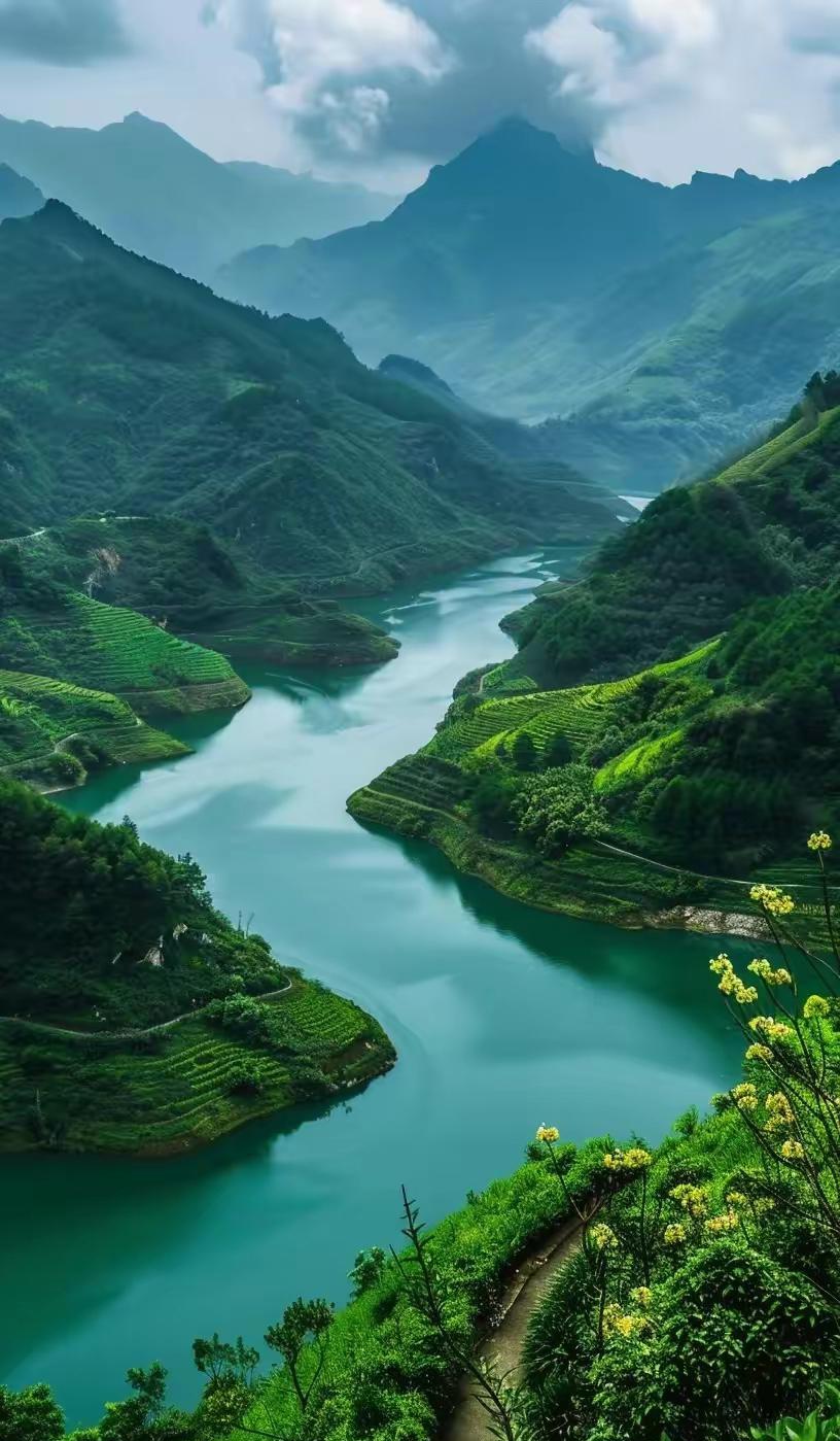 绿水青山就是金山银山.