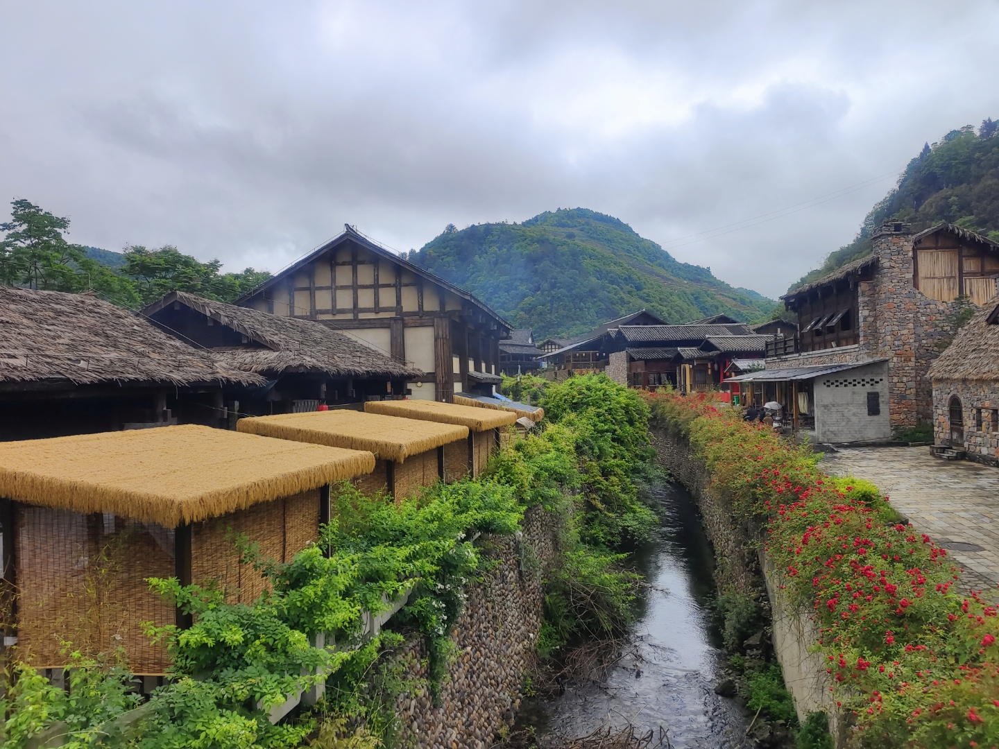 要了解明朝的历史,此生就要去一次贵州遵义的海龙囤.