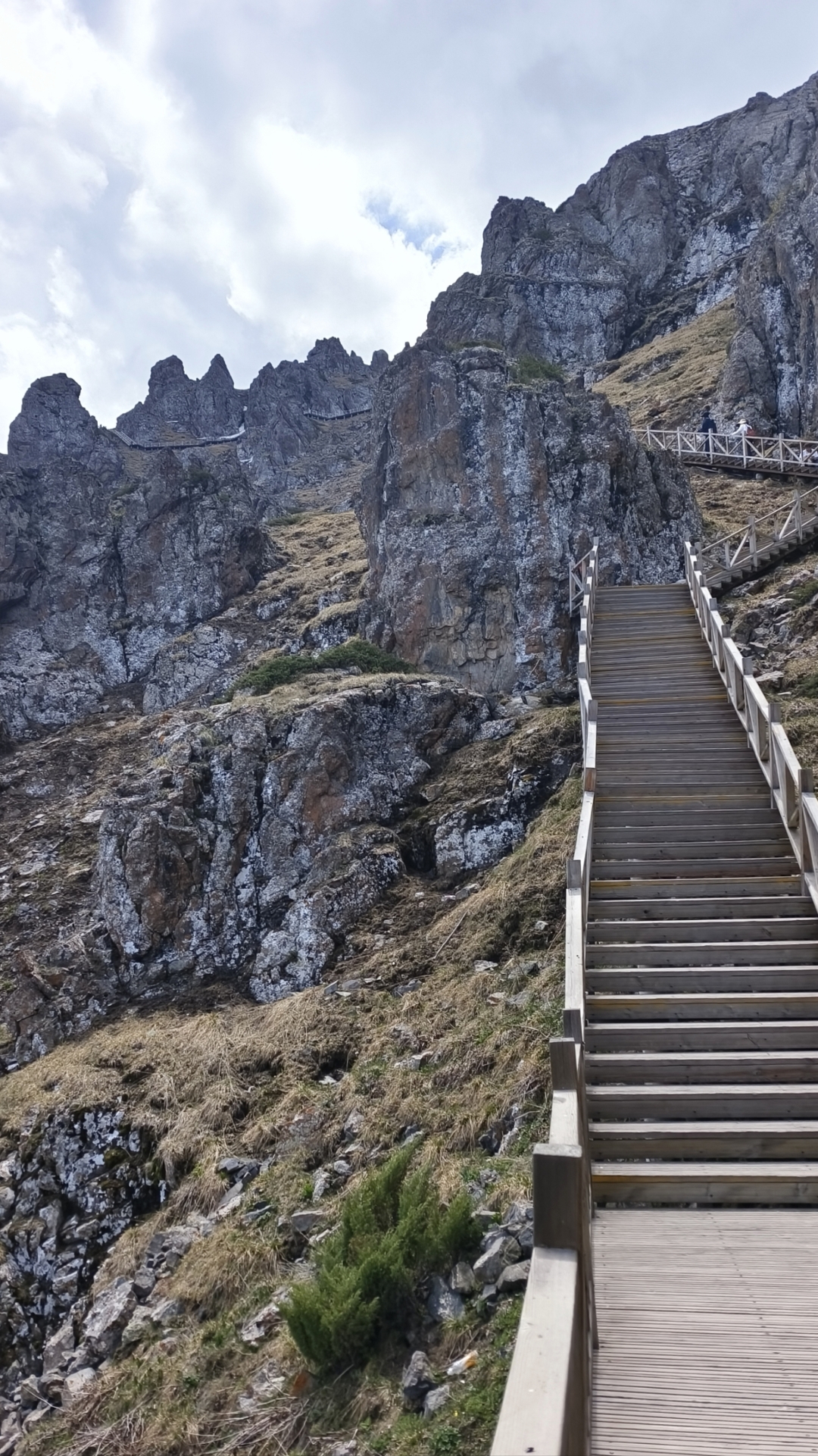 新疆天山天池马牙山索道上下时间的简单介绍