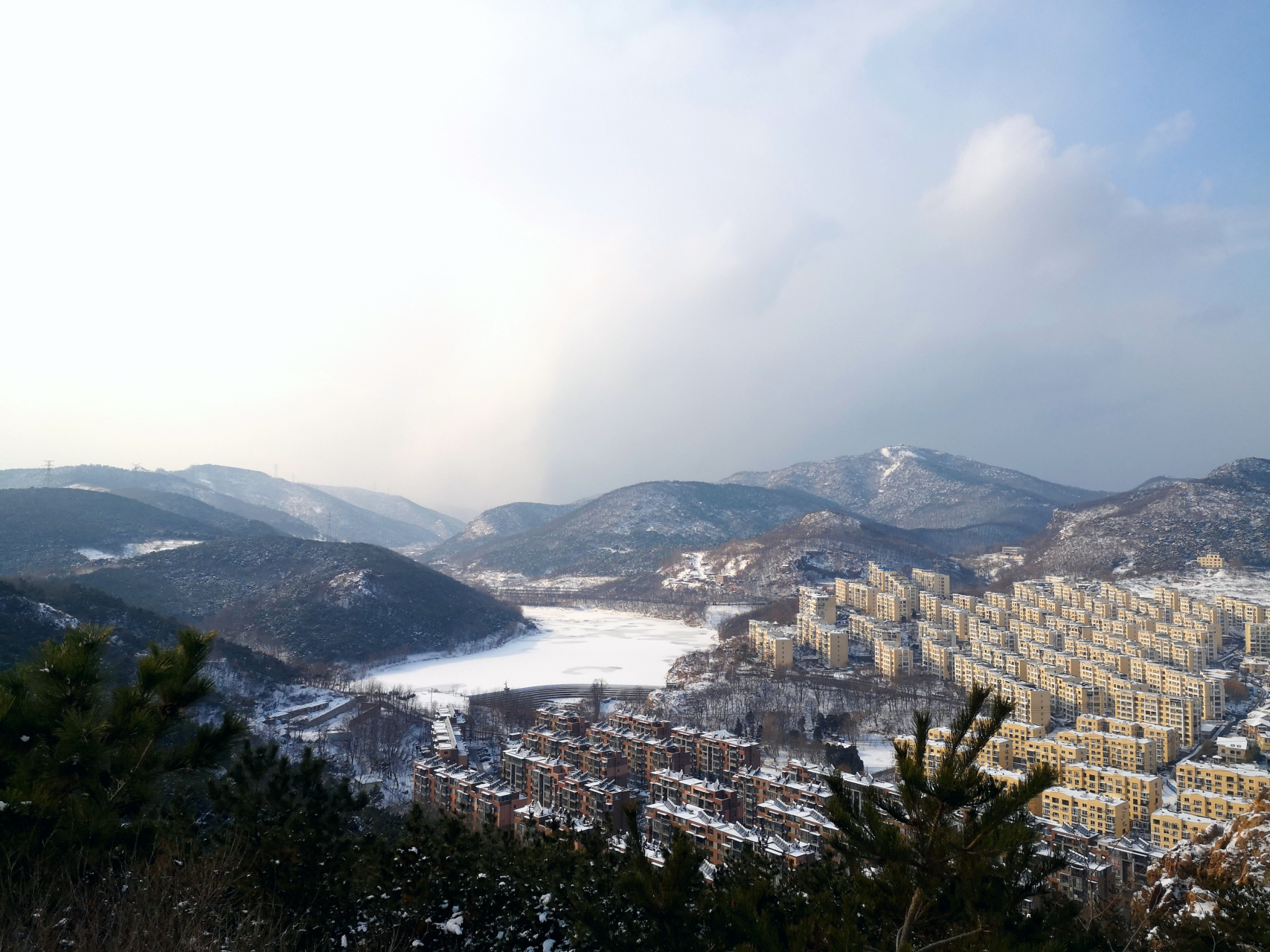 大连磨盘山的雪景第二组#记录我的城市吧# #大连# #爬山