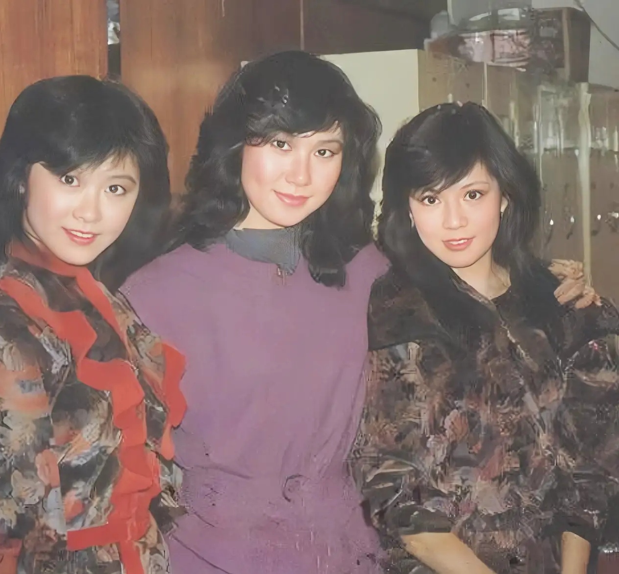 米雪和翁美玲的合影翁美玲合照翁美玲和刘雪华合影邱淑贞翁美玲合照