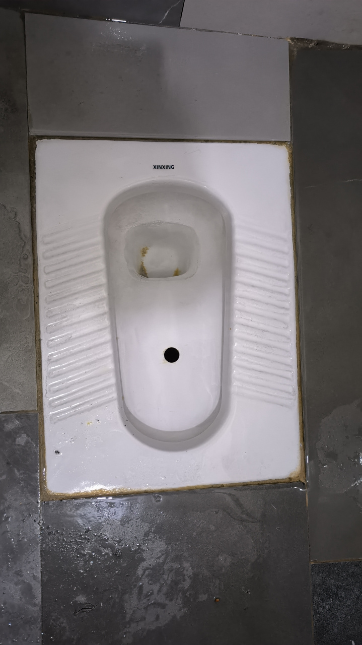 不懂就问,这个小洞是美锤陕锏哪?