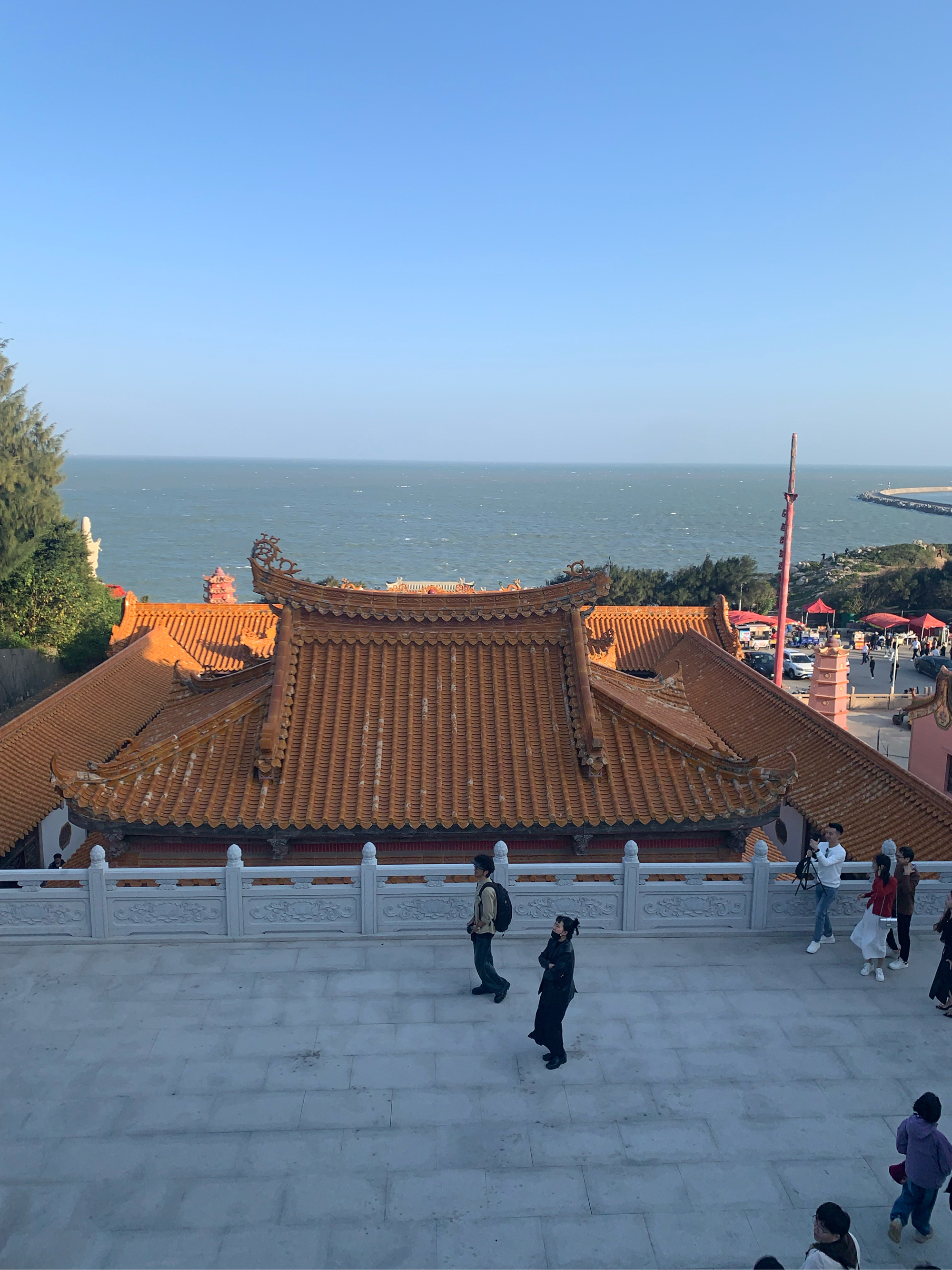 海心山寺庙图片