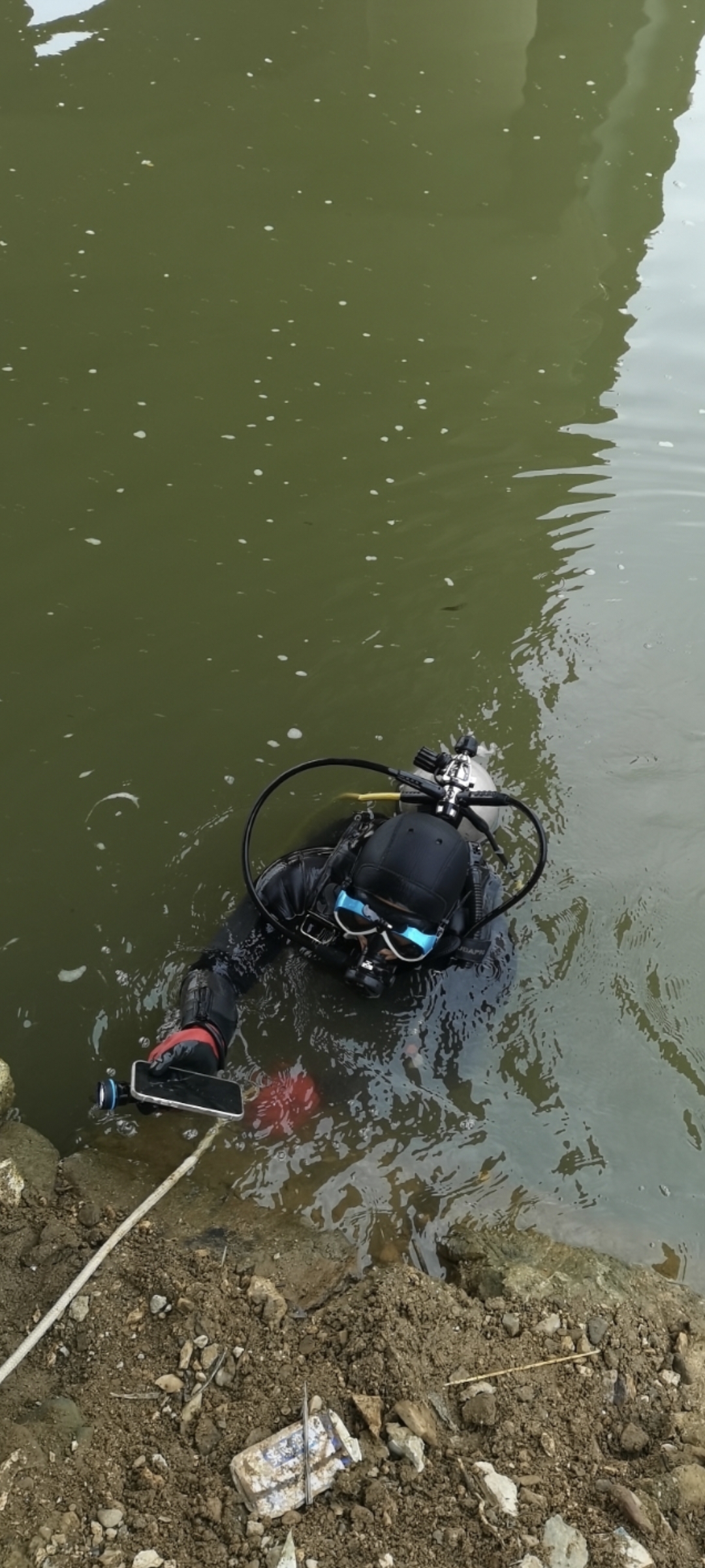 萍乡市潜水打捞水下工程有限公司本地打捞队151-7997-0 l l 9 水下