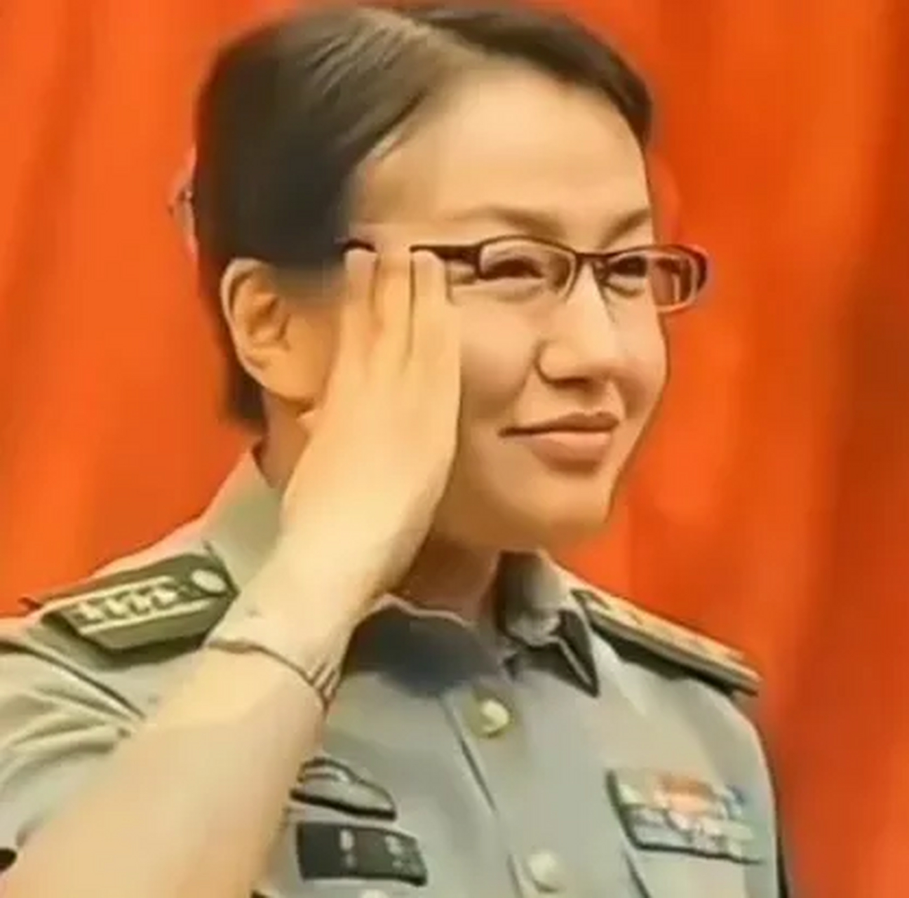 美国新型隐身战机刚刚进入南海,就被火箭军女神李莉掌握飞行路线,以及