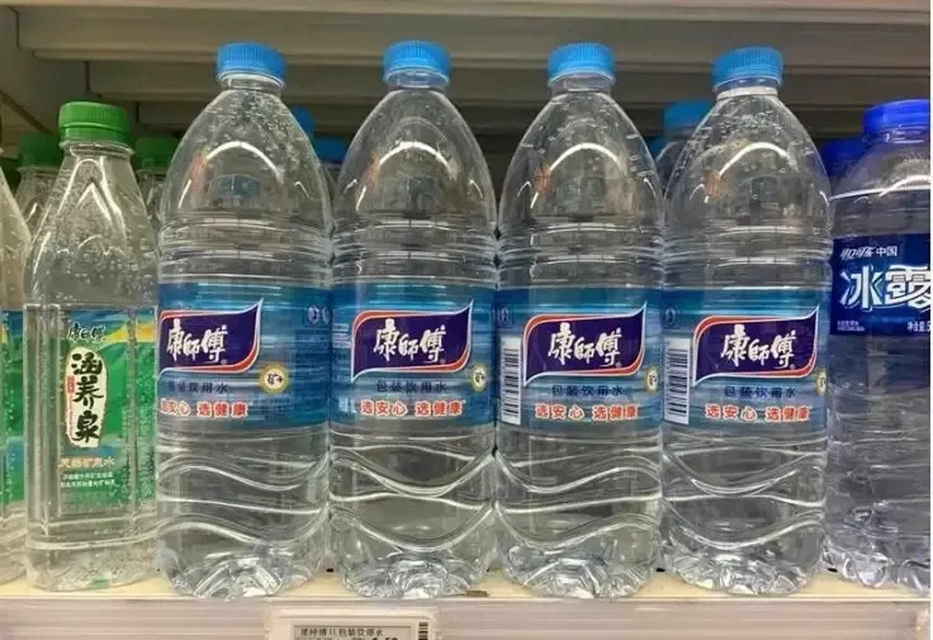 一元钱矿泉水为什么消失了 ,不说不知道,想想真是啊,现在想买个一块的