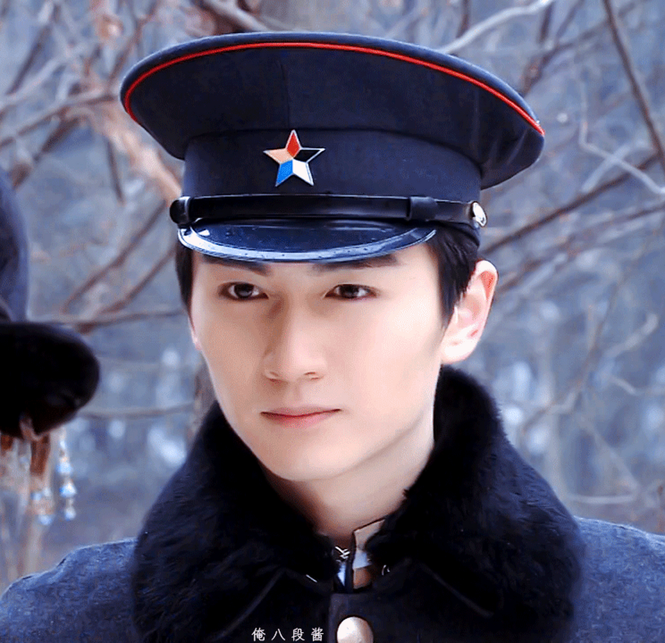 因为于正捧新人回复网友,把陈晓推上风口浪尖 ▼他说