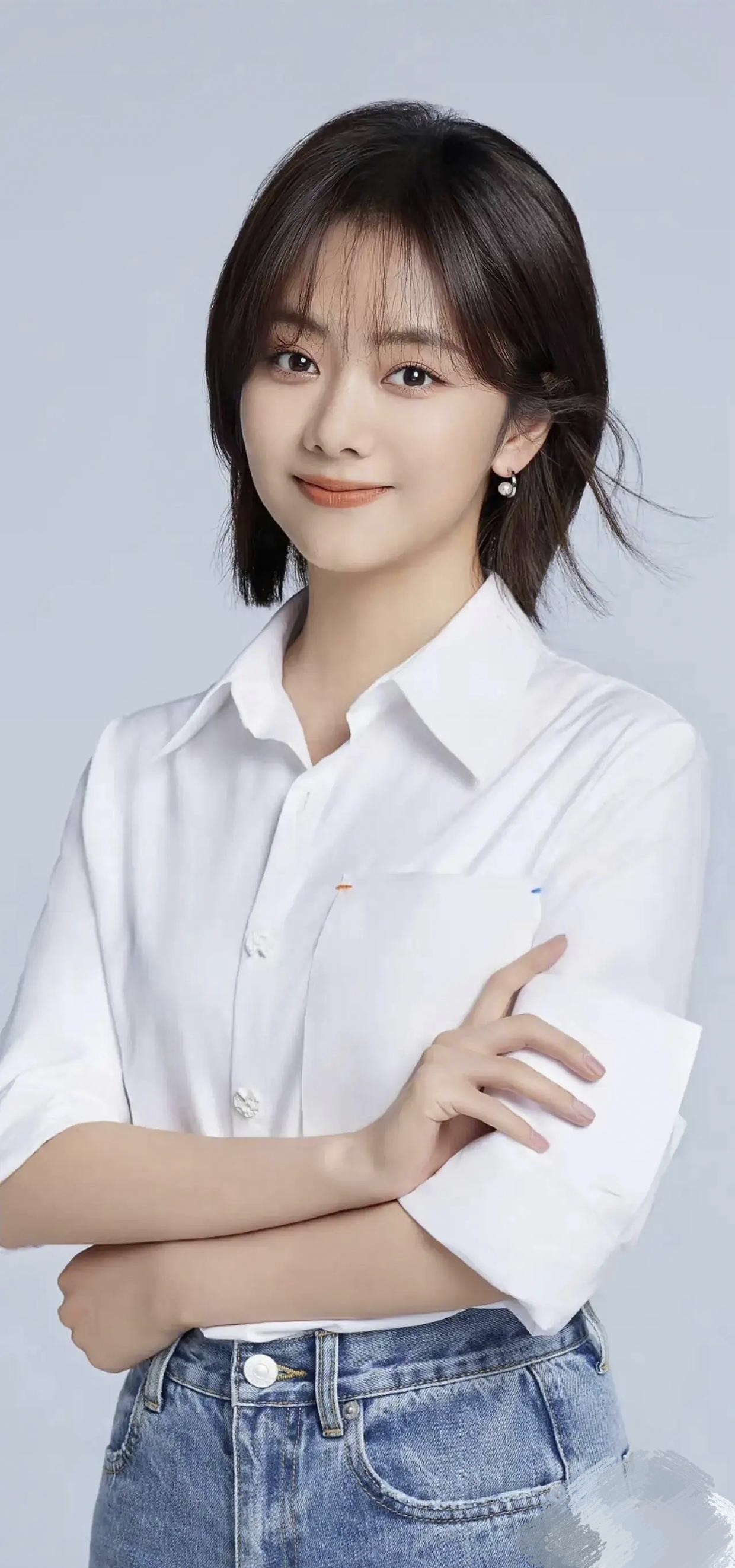 "谭松韵回应:"我曾有过打美白针的想法.