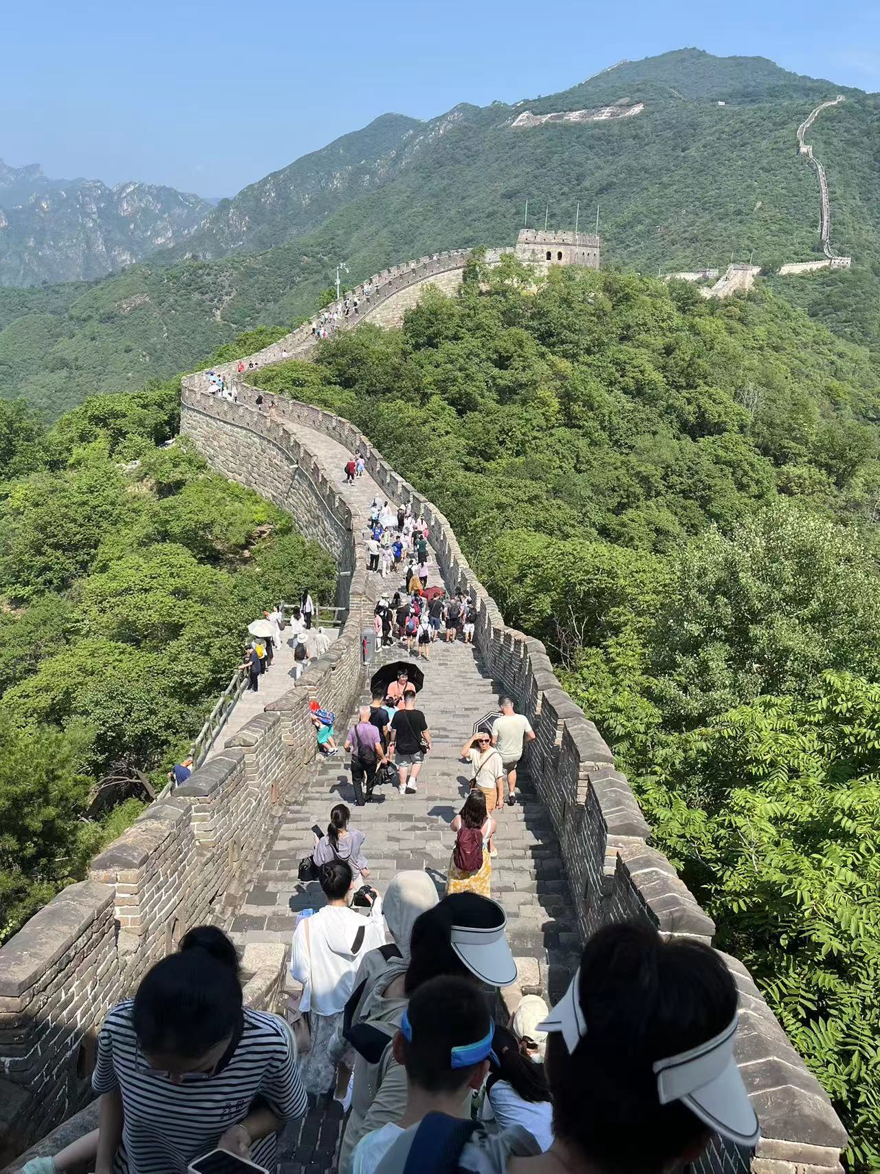 慕田峪长城一日游 | 抓住暑期完美体验  暑假快要结束了,还在为带孩子
