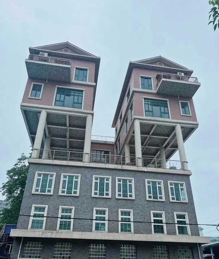 这房子建的真叫一个大胆啊!