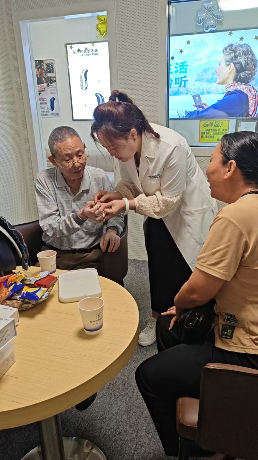 友谊医院代诊服务，陪诊挂号老人就医全程照看，吃饭、如厕都照应的简单介绍