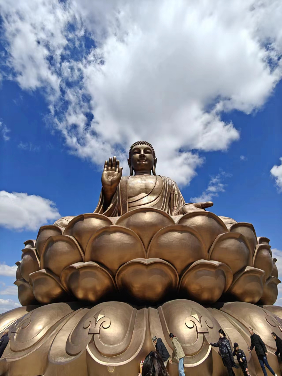 敦化六鼎山金鼎大佛,殊胜庄严慈悲  这是我第二次,第一次来的时候就