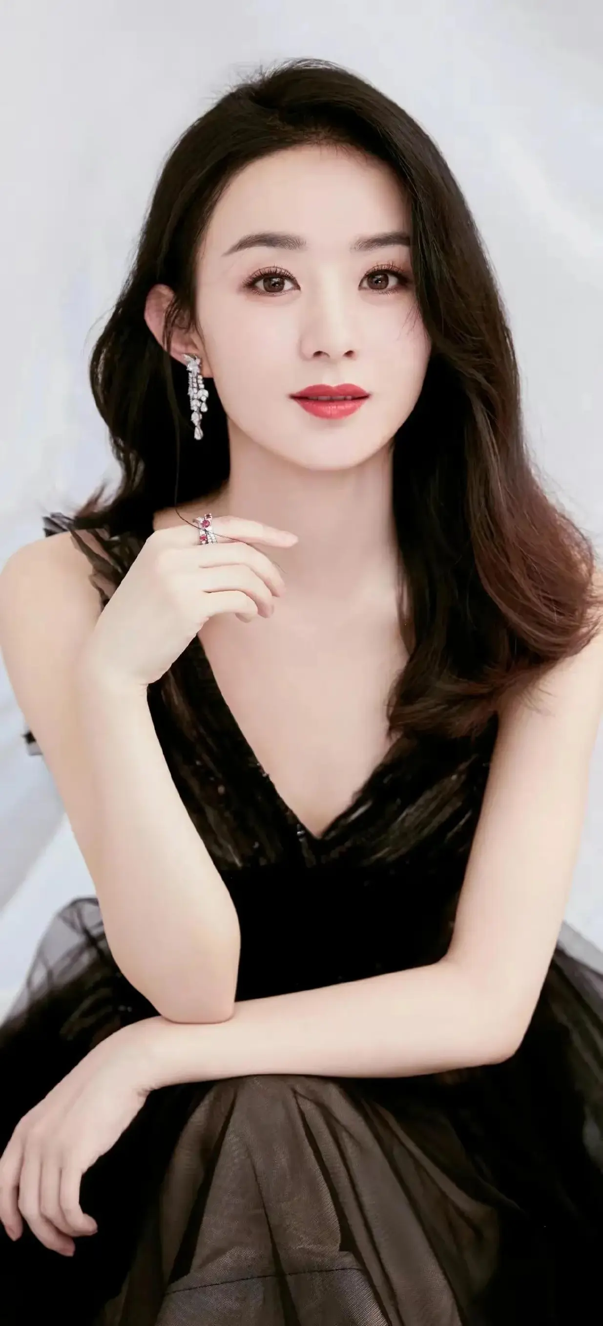 "赵丽颖这句充满魄力的话语,不仅道出了她对机遇的渴望,更成为其演艺