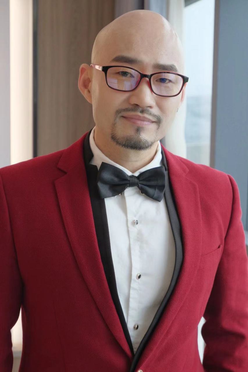 路 逍 遥    百度百科  中文名:路逍遥 英文名:luxiaoyao 别名:逍遥哥