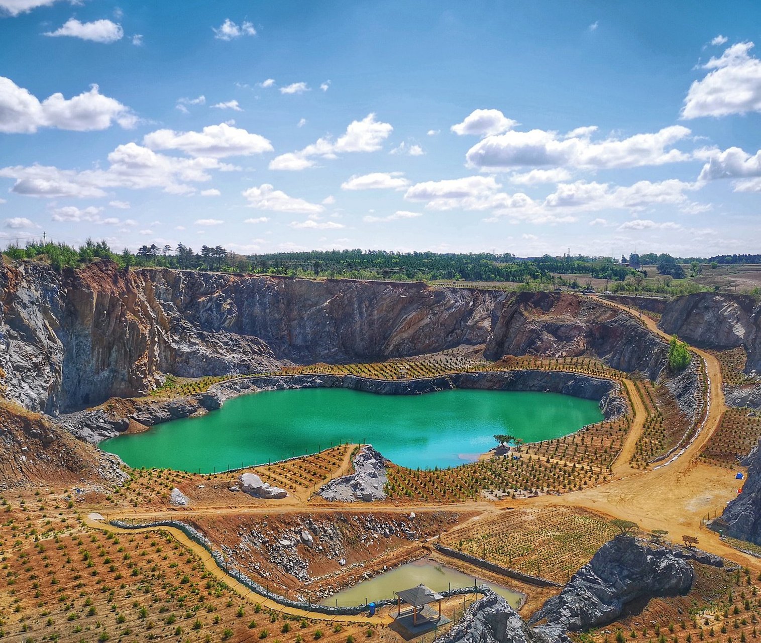 梨树县孟家岭镇小天池