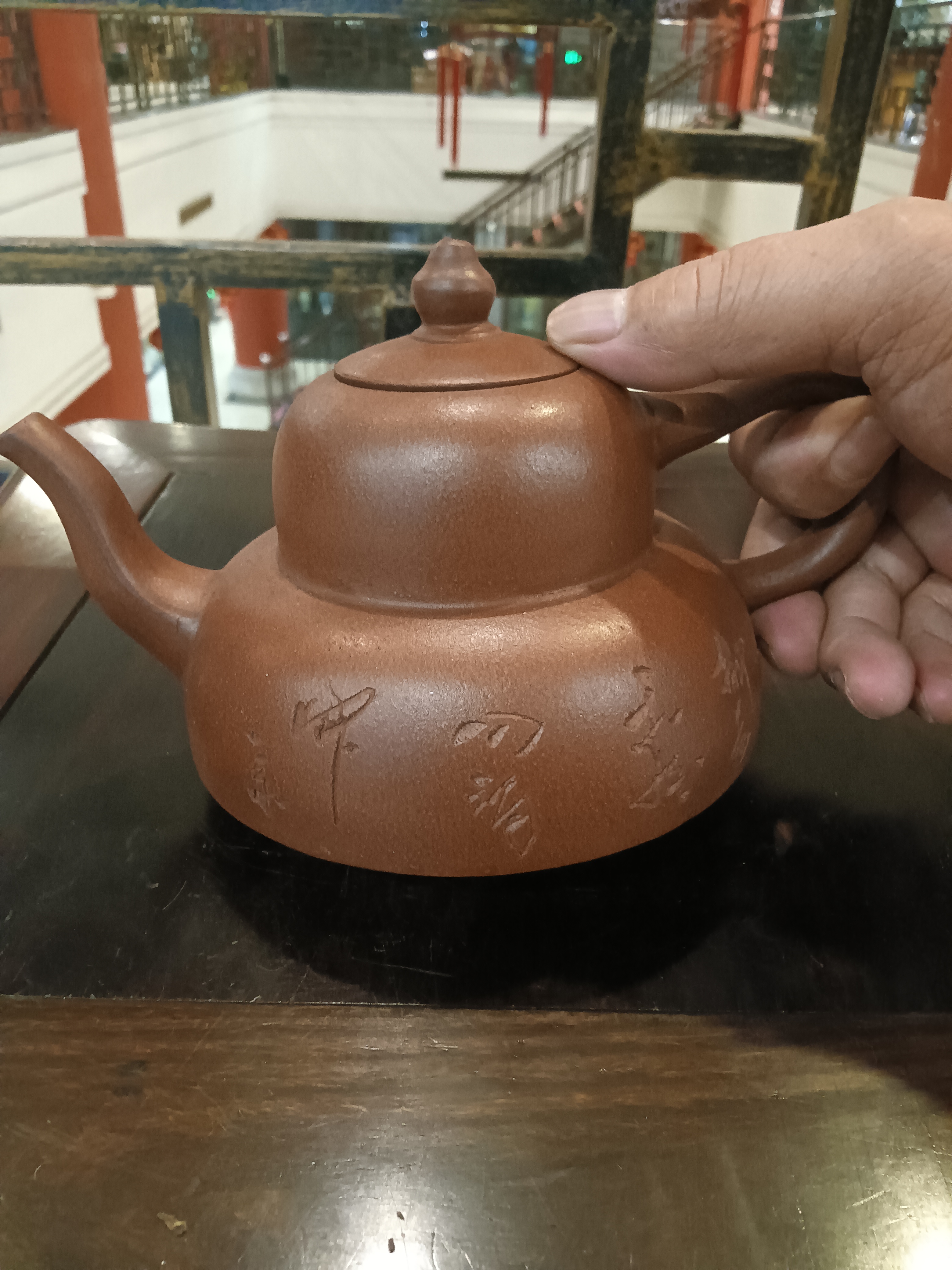 清代   吴月亭名家紫砂壶.  民间遗留老物件保存非常好.