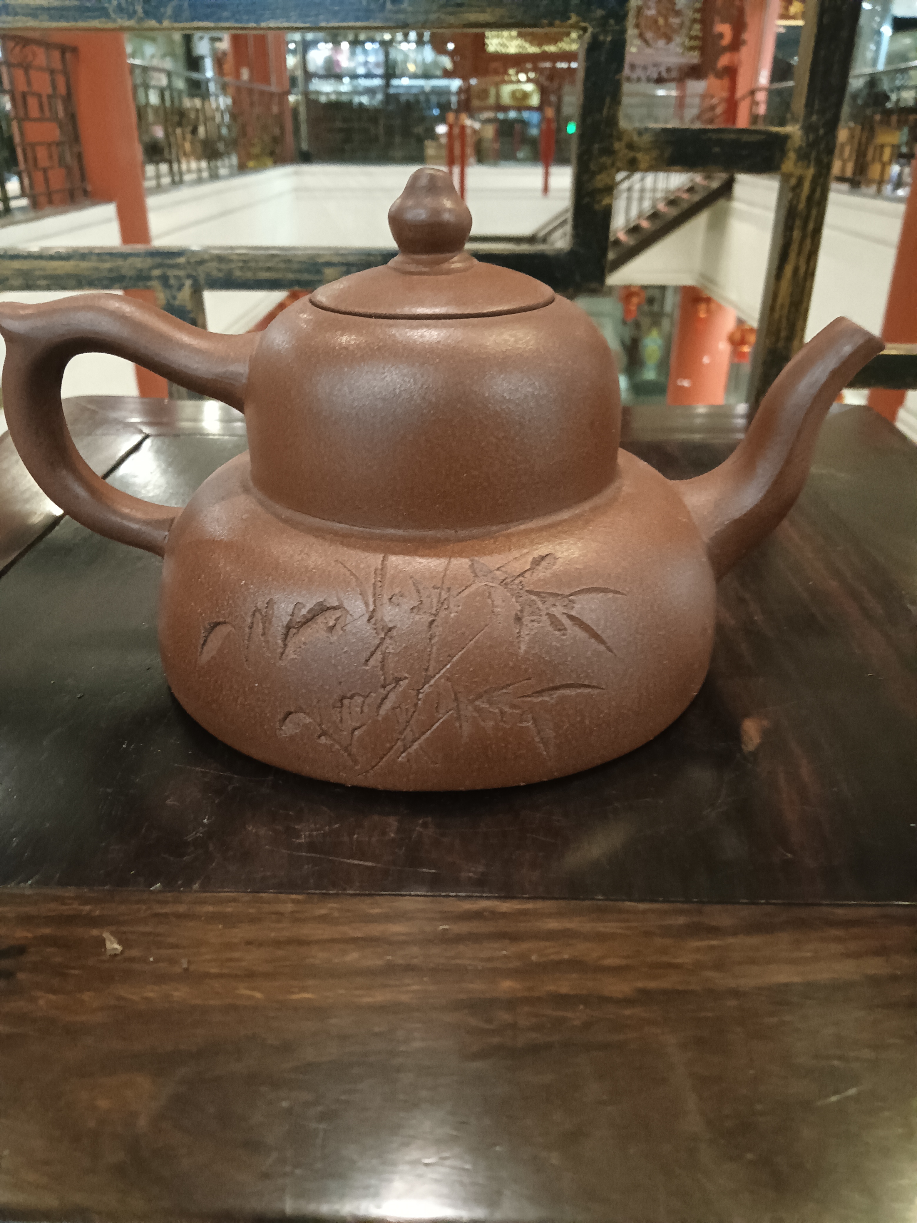 清代   吴月亭名家紫砂壶.  民间遗留老物件保存非常好.