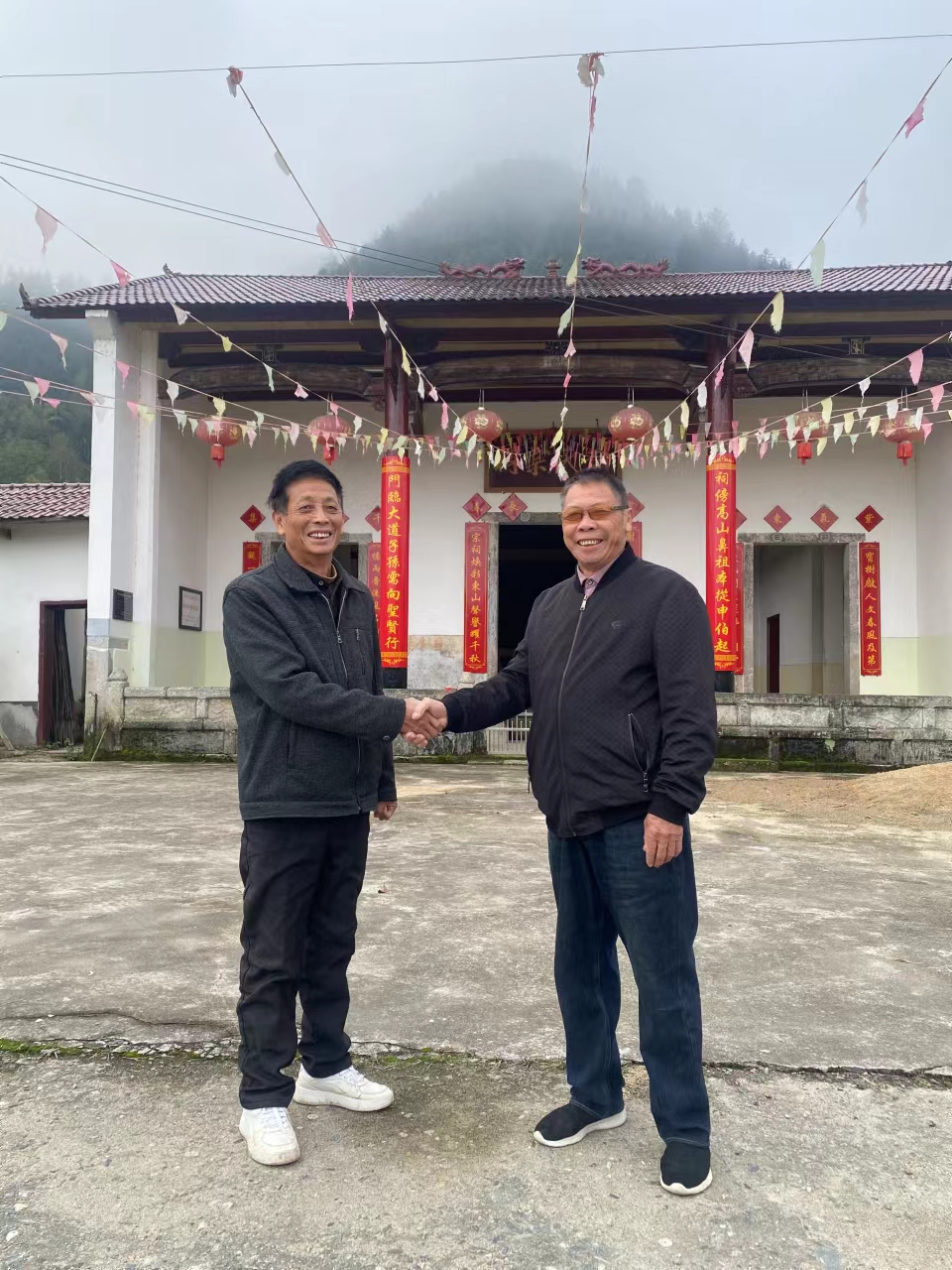 温暖自己,才能照亮他人 很多人之所以能越活越优秀