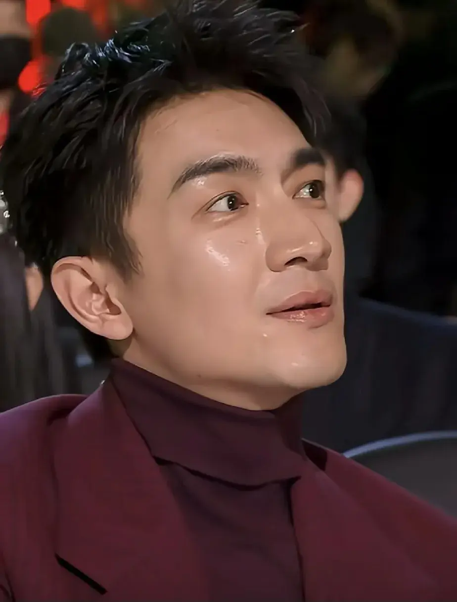 林更新想到了什么? 眼里满含泪水!