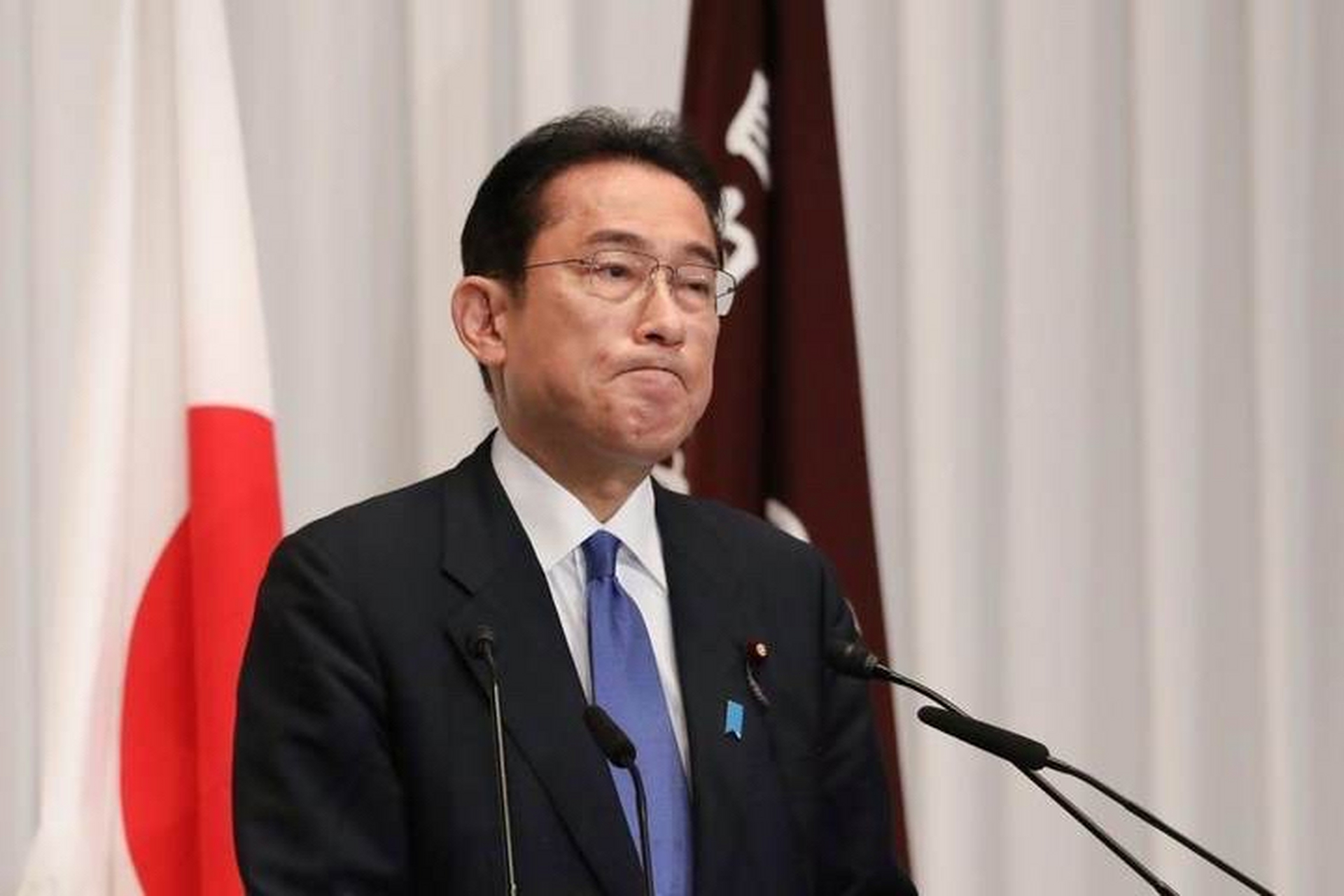 日本《每日新闻》报道,日本首相岸田文雄7月22日在出席政策提议组织"