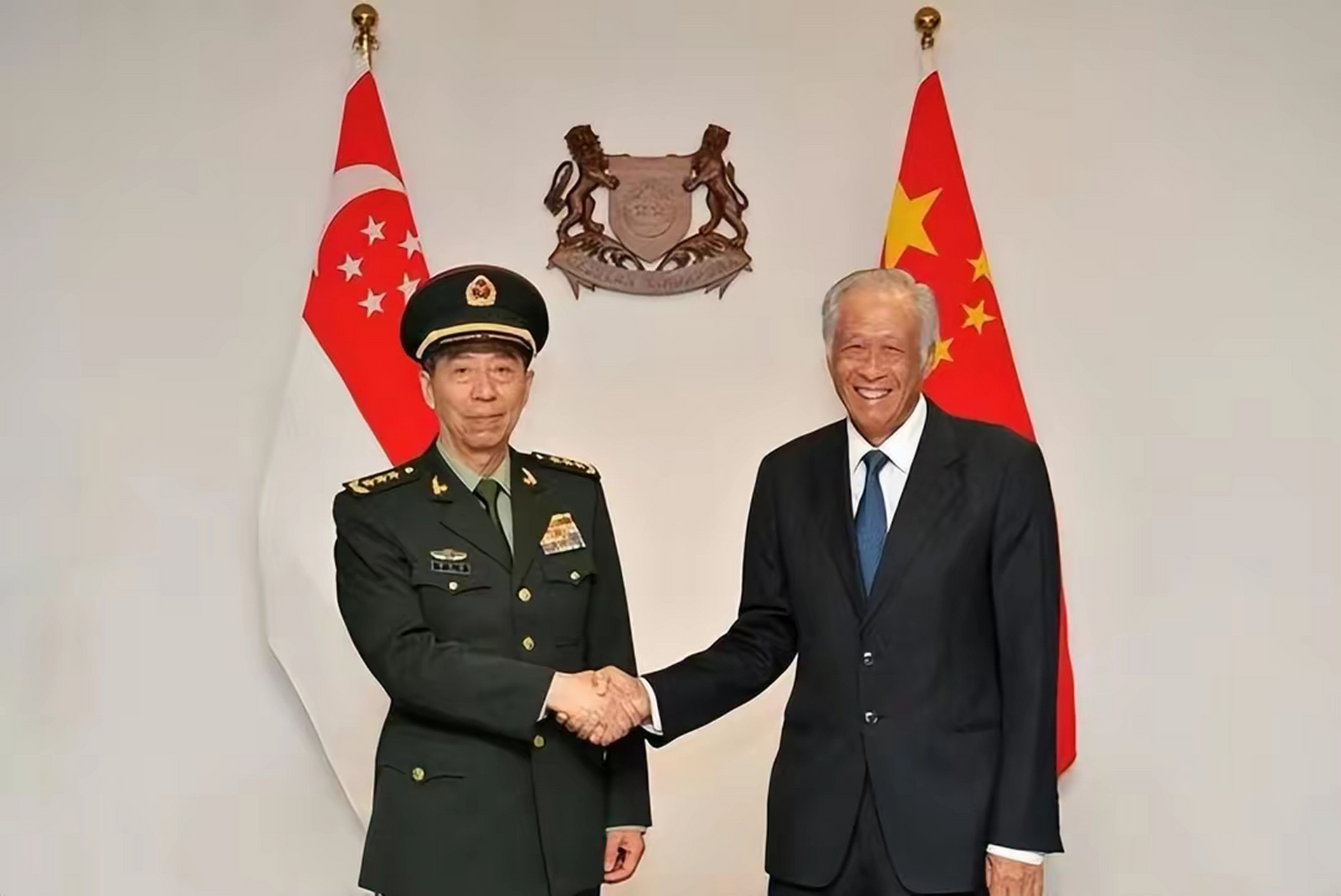 拒绝见美防长后,我防长在新加坡重申台海立场:绝不承诺放弃武力!