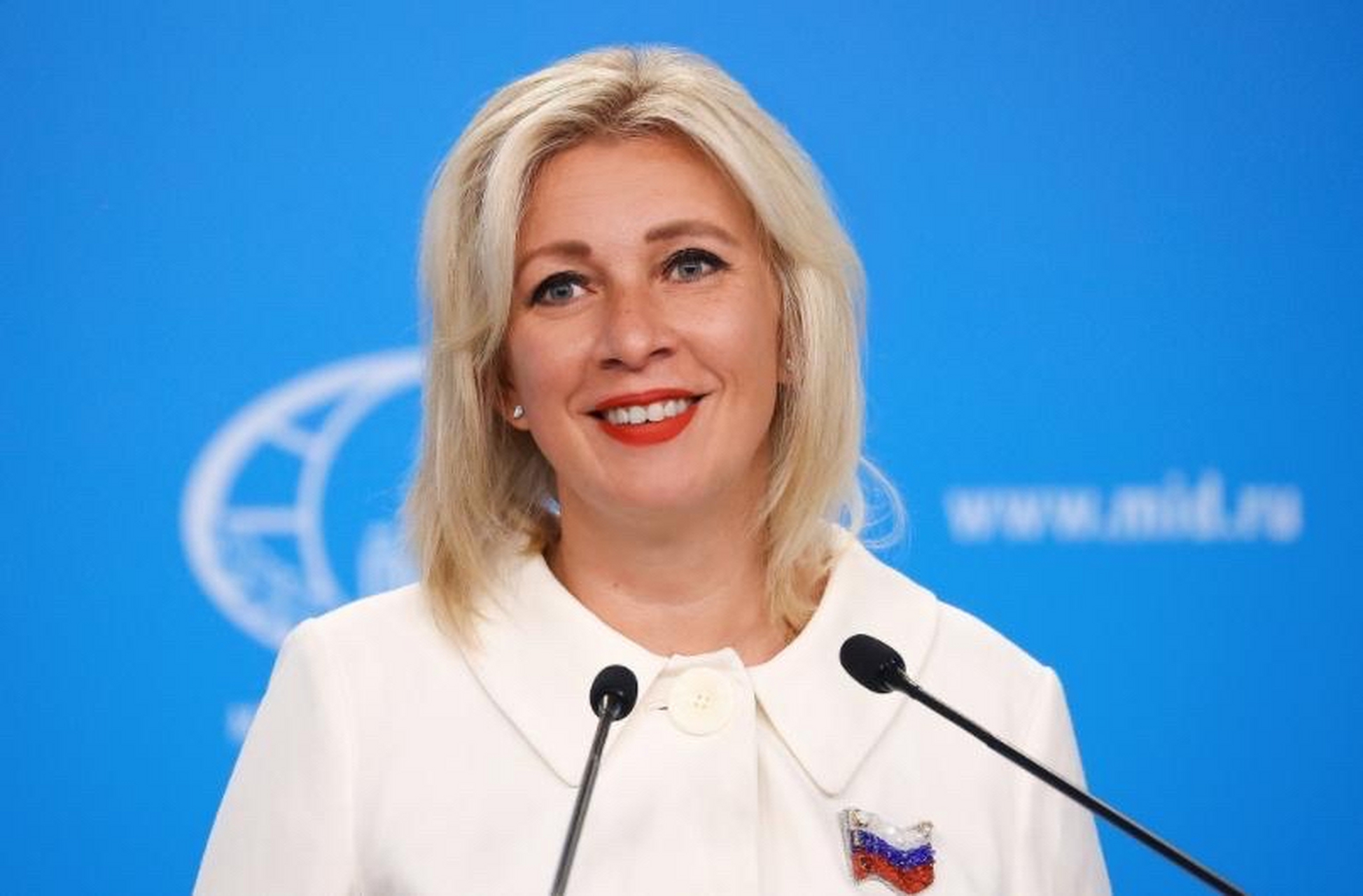 美大使不满俄方用"盎格鲁-撒克逊人"一词,扎哈罗娃偏不听,继续用!