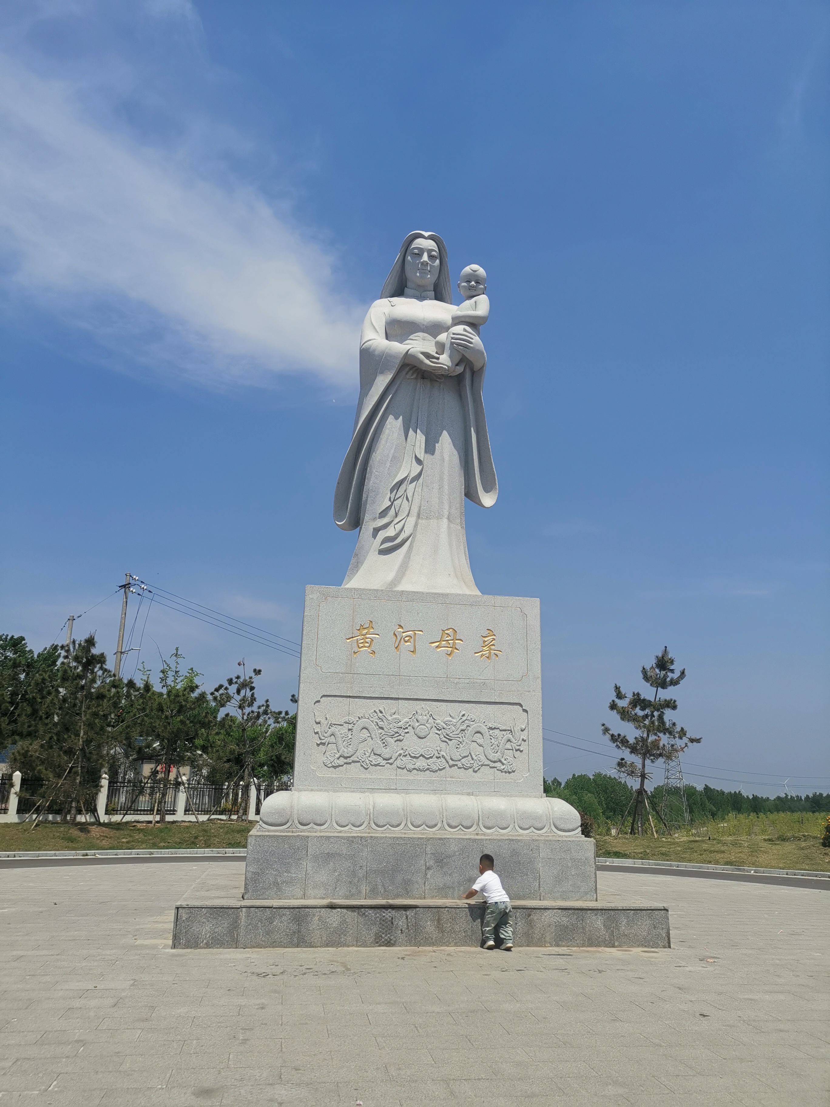 青铜峡黄河女神像是谁图片