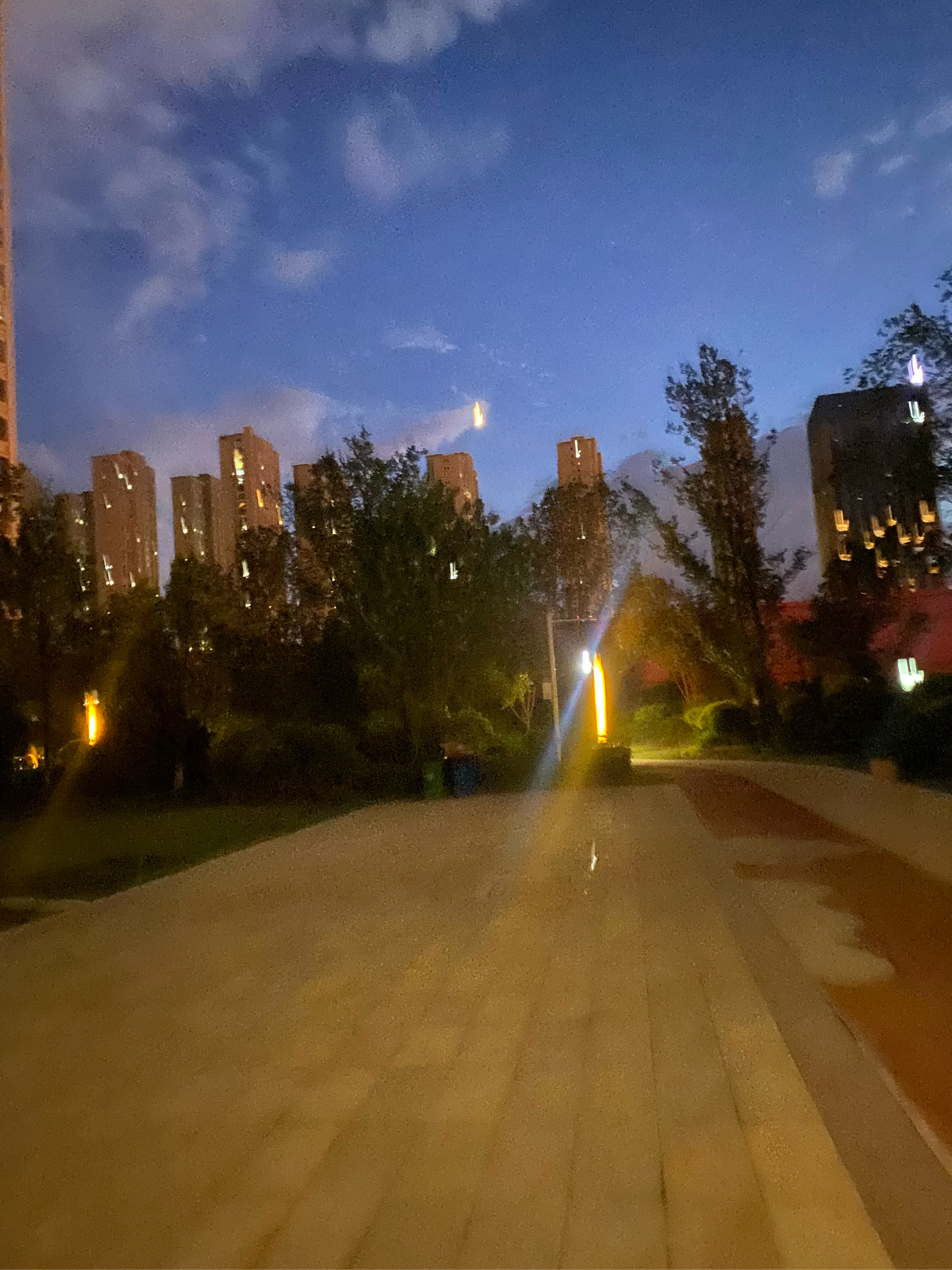 乌鲁木齐冬天夜景图片