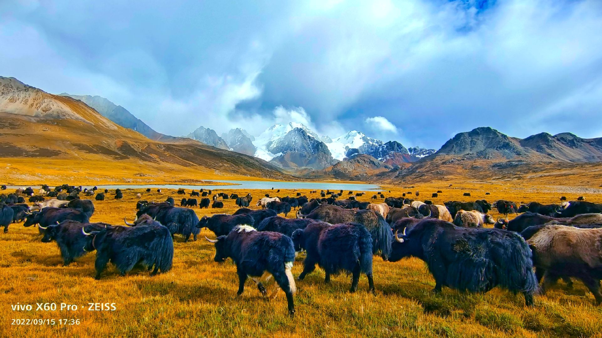 旅游景点:帕拉神山 地点:西藏自治区那曲市嘉黎县措多乡十一村