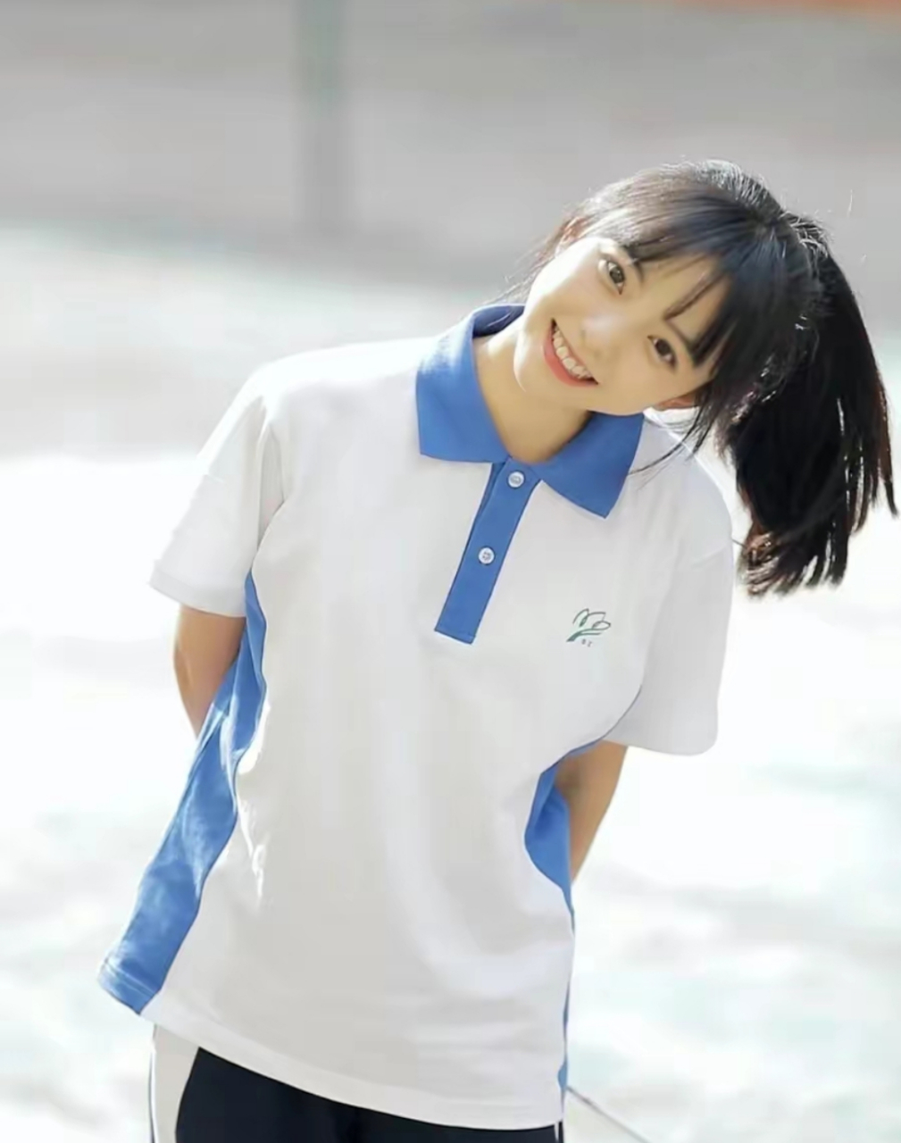 我是你14岁的小姐姐哦!