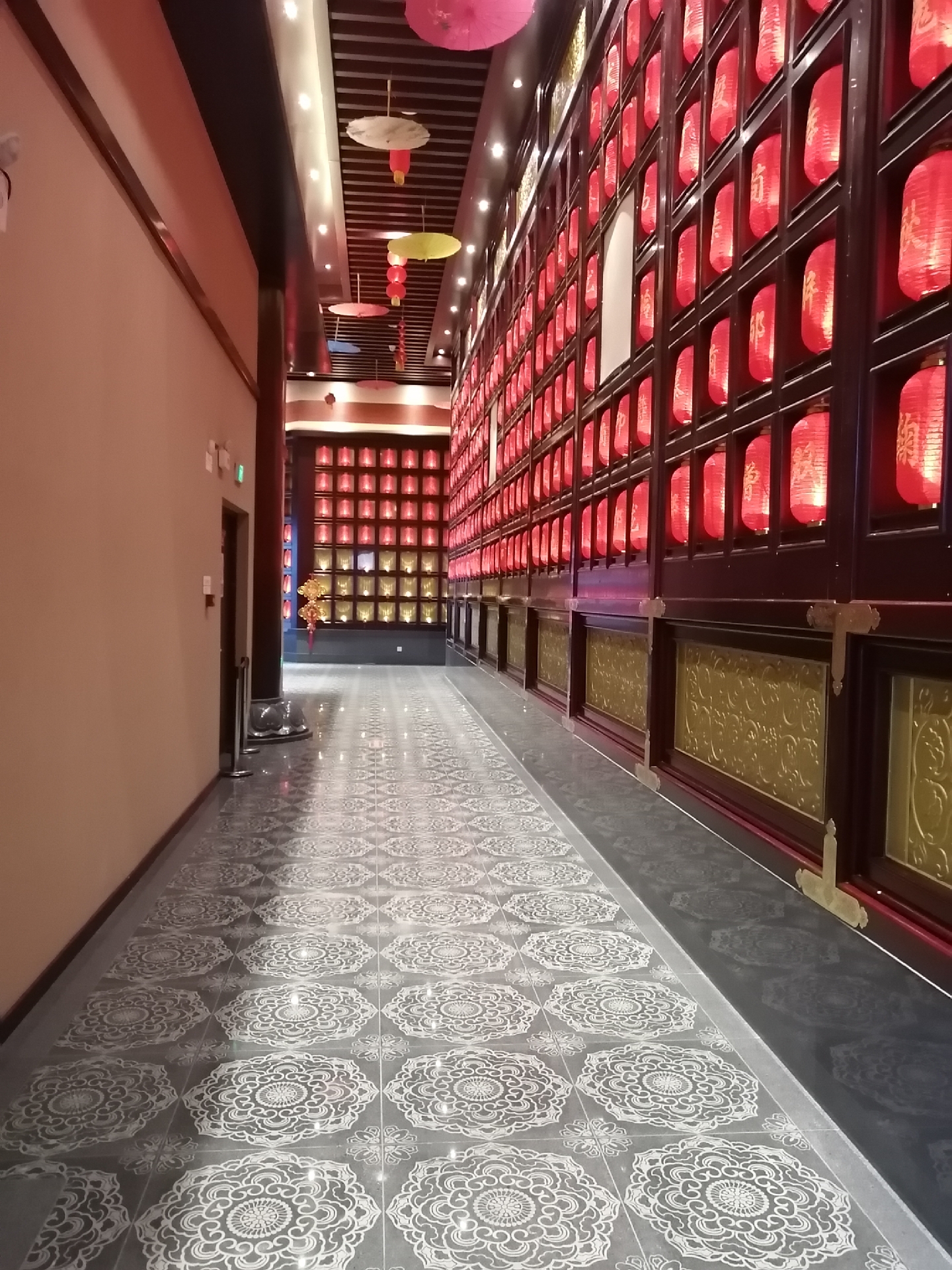 承接上文,模型是进行深入思考的可视化工具,找出现象