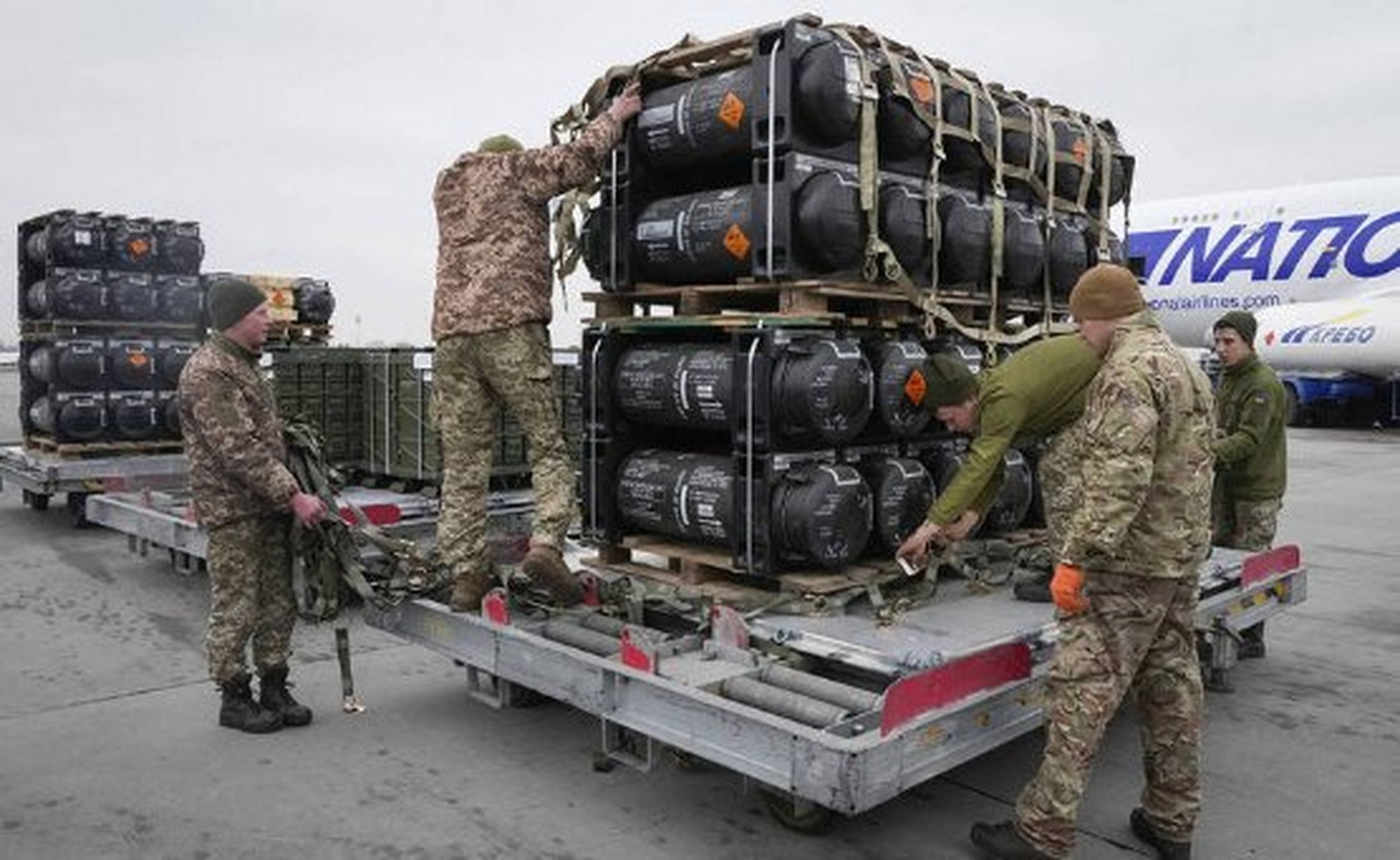 乌克兰武器援助图片
