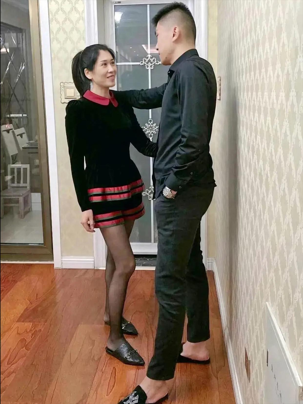 被儿子和外甥爆浆的美母