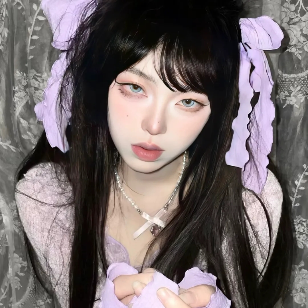 病娇感女生头像#头像# 你崩溃到天亮,他睡到九点自然醒