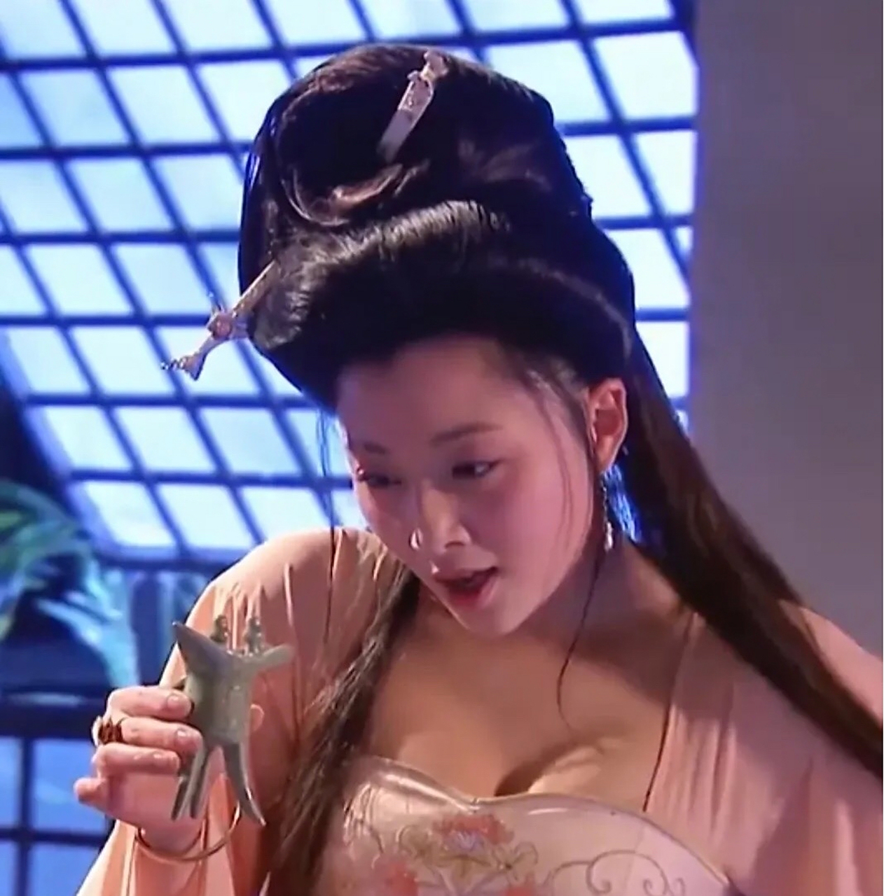 殷桃这一版绝对是最经典最性感的"贵妃醉酒"了!