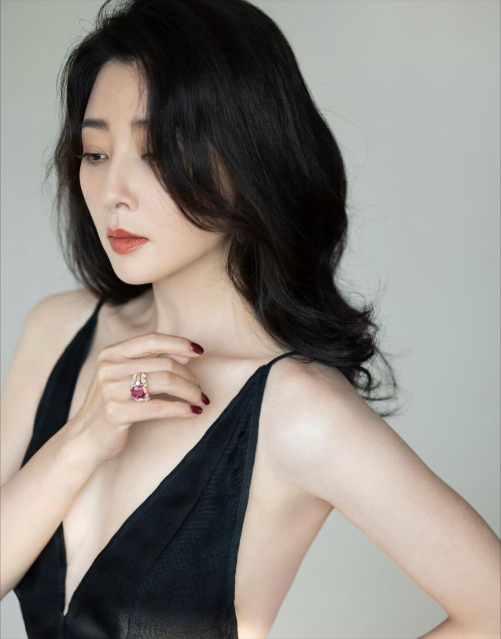 我去,殷桃也太敢拍了!