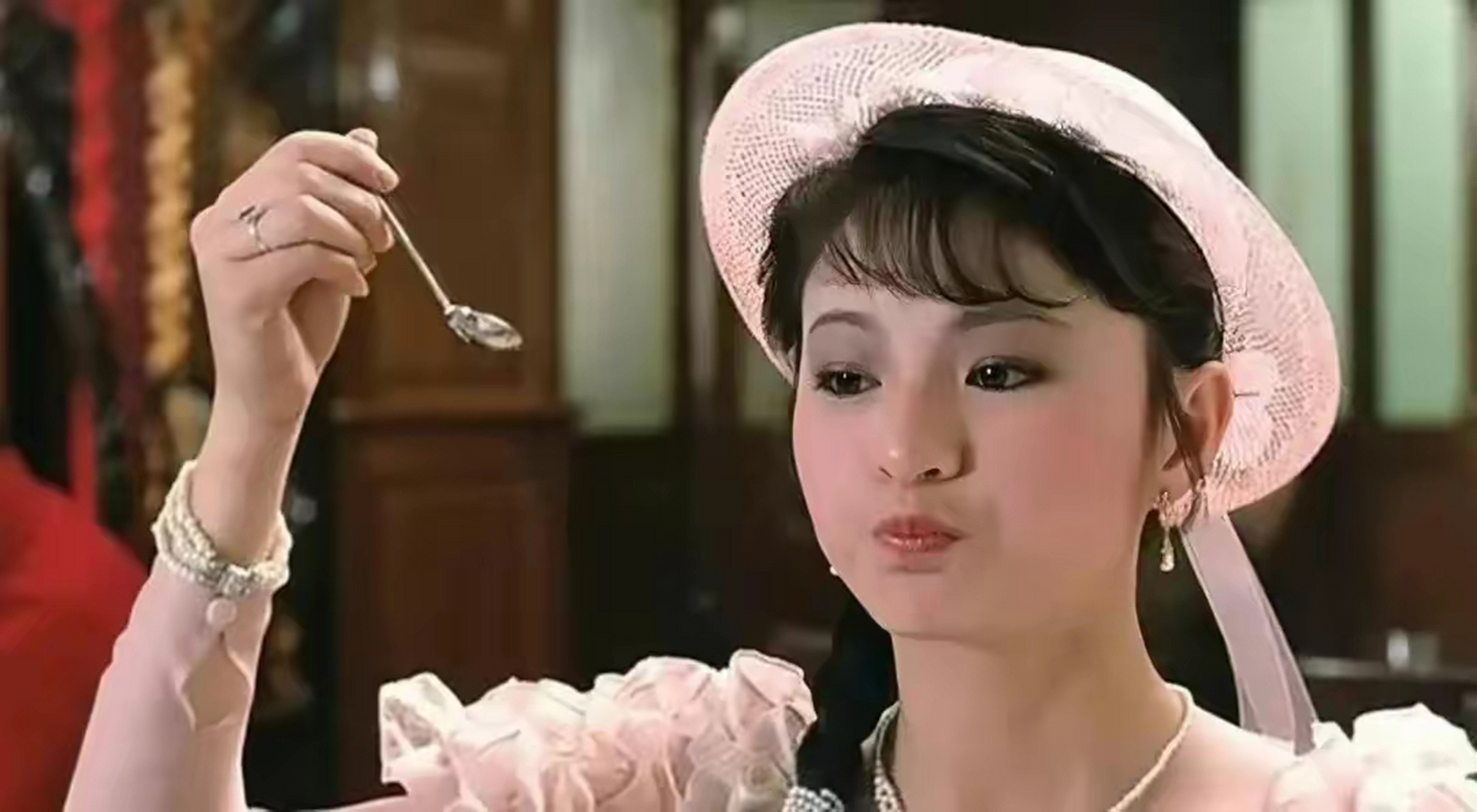 李赛凤:漂亮的没我能打,能打的没我漂亮