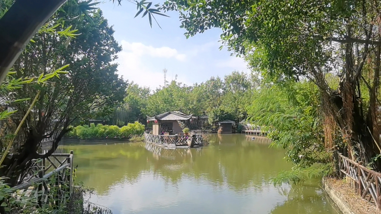 潮州市潮安区沙溪宝树路301乡道附近沙溪贾里村黄河宝树园,是潮质市