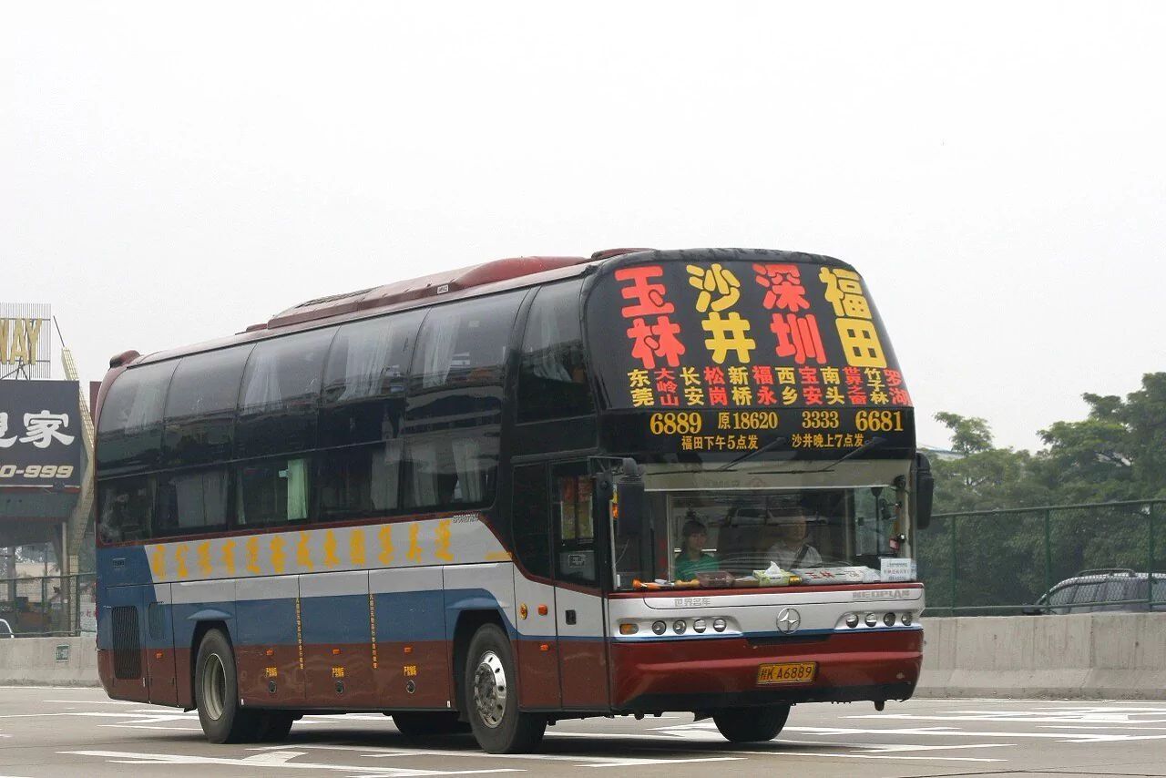 玉林长途卧铺大巴车