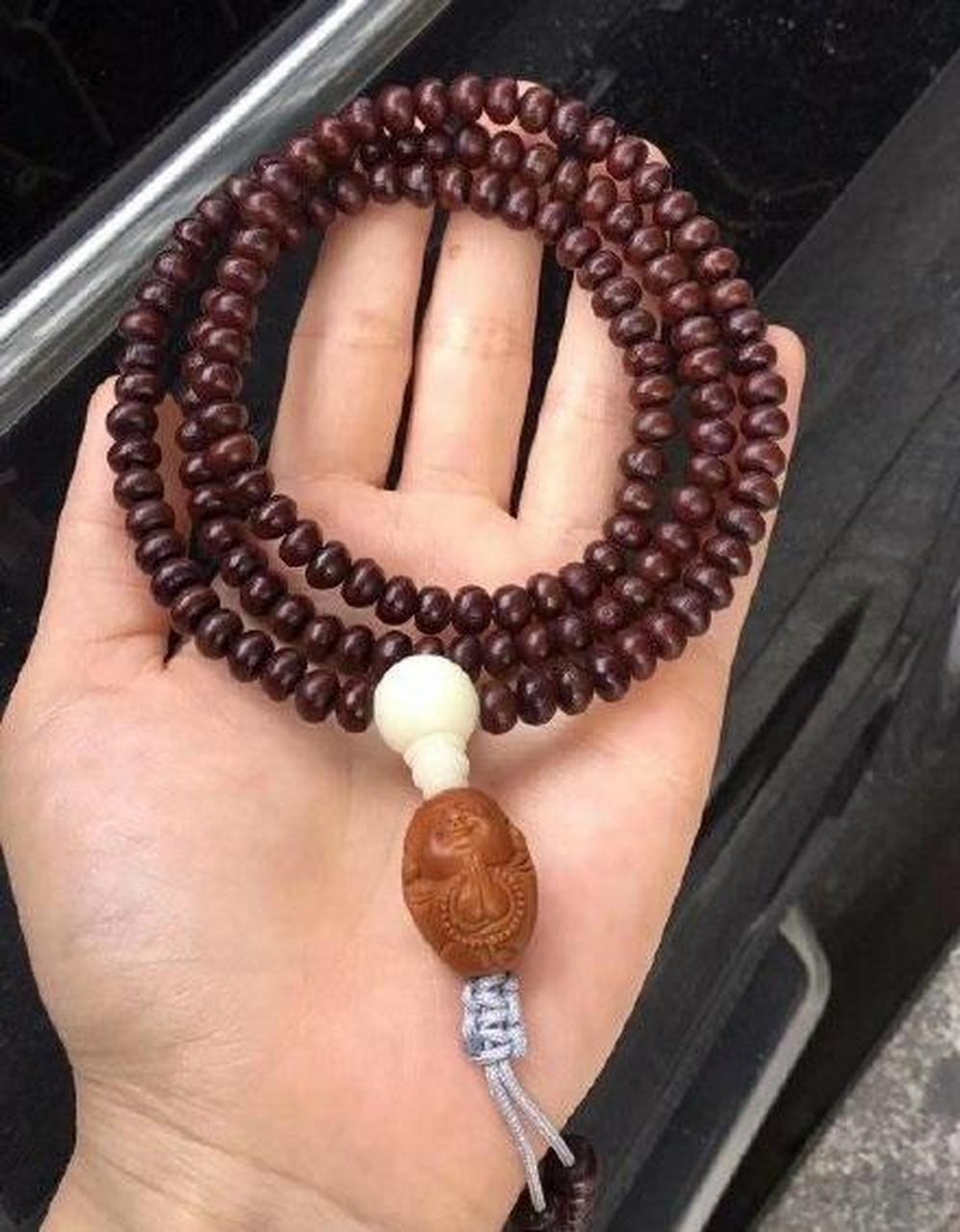 文玩# 紫金钵盂菩提又叫金碗菩提,盘出来金黄色,寓意金饭碗,1年盘出