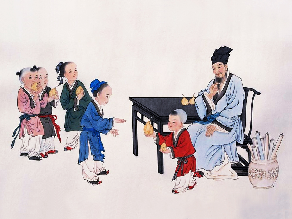 孔融让梨的故事  我国古代有个著名的文学家,名字叫孔融.