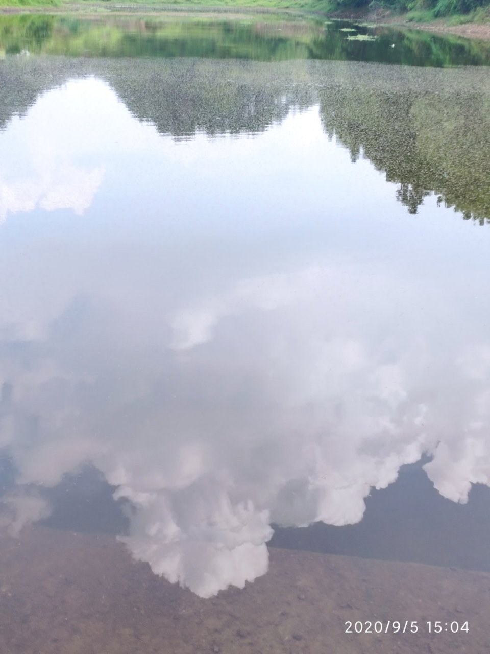 19岁那年,我上蓝天学院模具设计与制造专业; 19岁那年,放假的时候,在