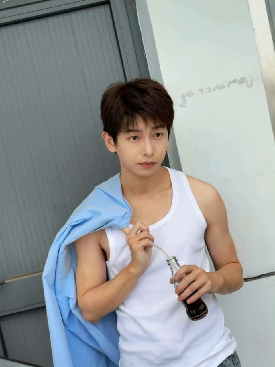 彭昱畅腹肌图片彭昱畅胖的时候图片彭昱畅胖的时候彭昱畅胖的照片