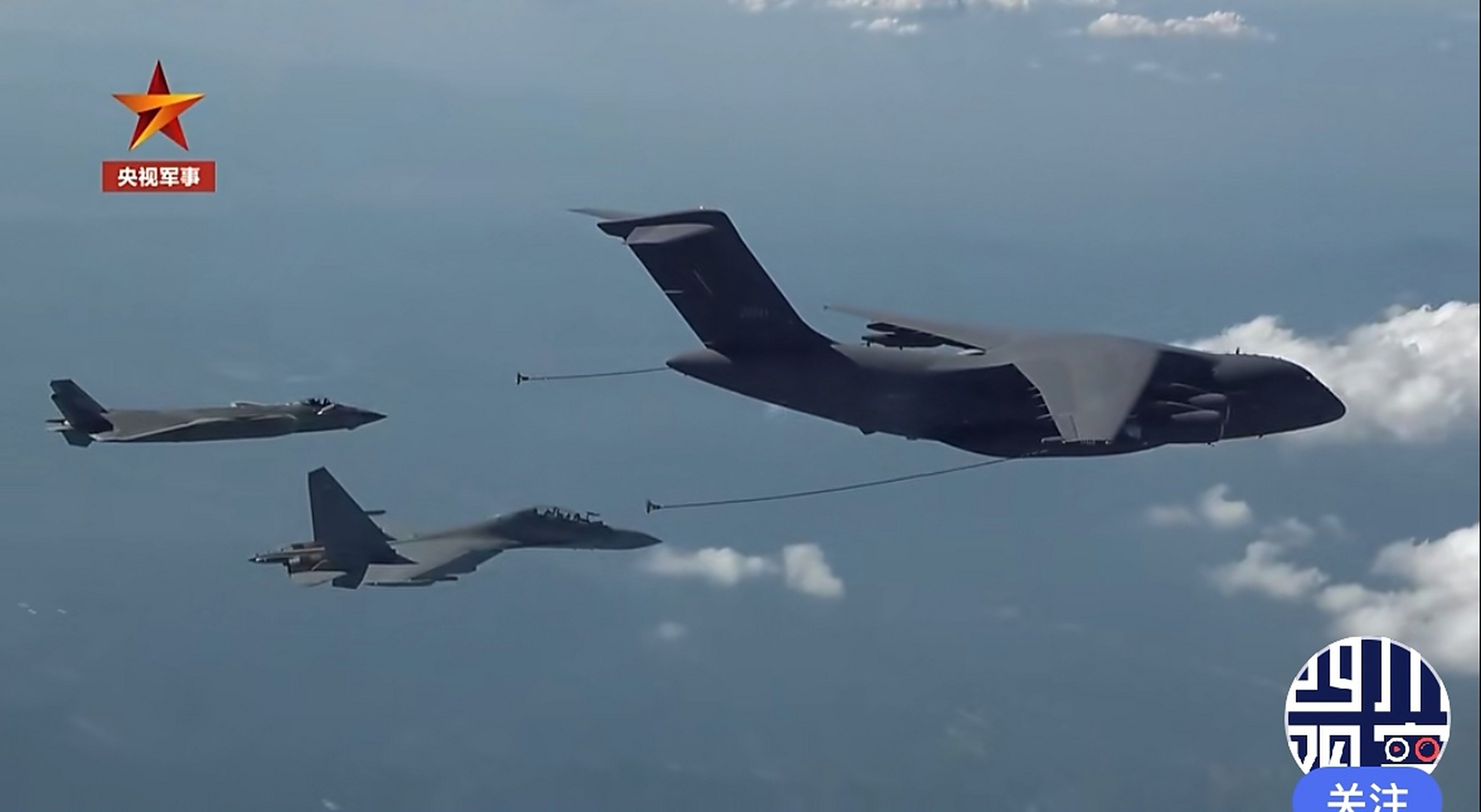 运油20同时为歼20和歼16加油[赞同]