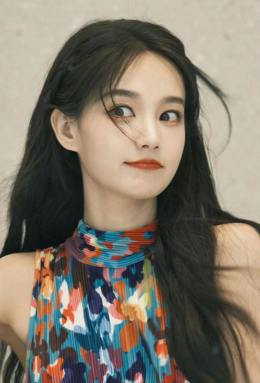 萧敬腾很多套房子写的都是他太太的名字,就像他简介里写的一样,爽超