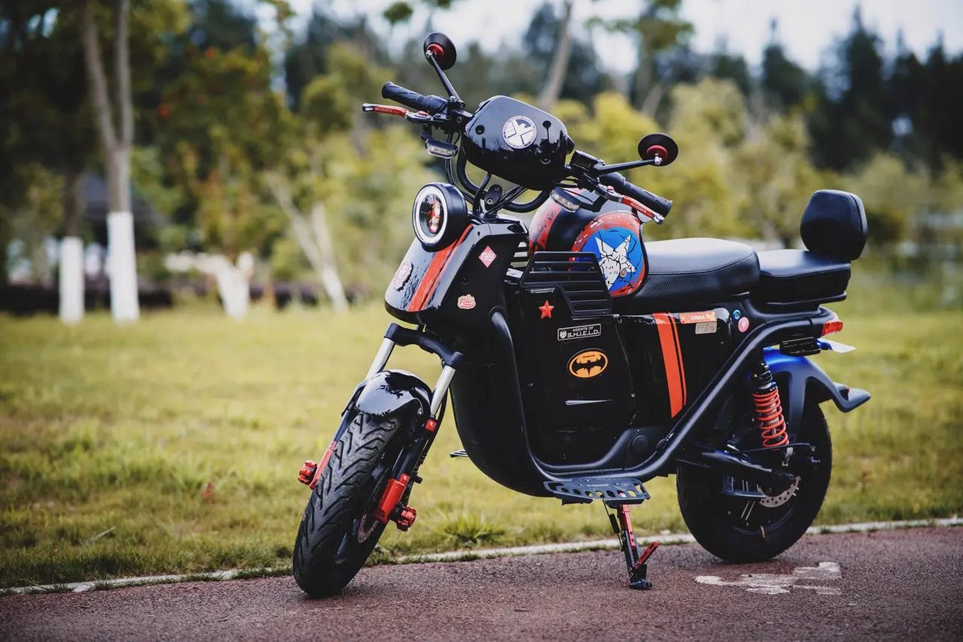 大神爆改小牛电动车,高清图赏花费1万让整辆车立马变得与众不同!