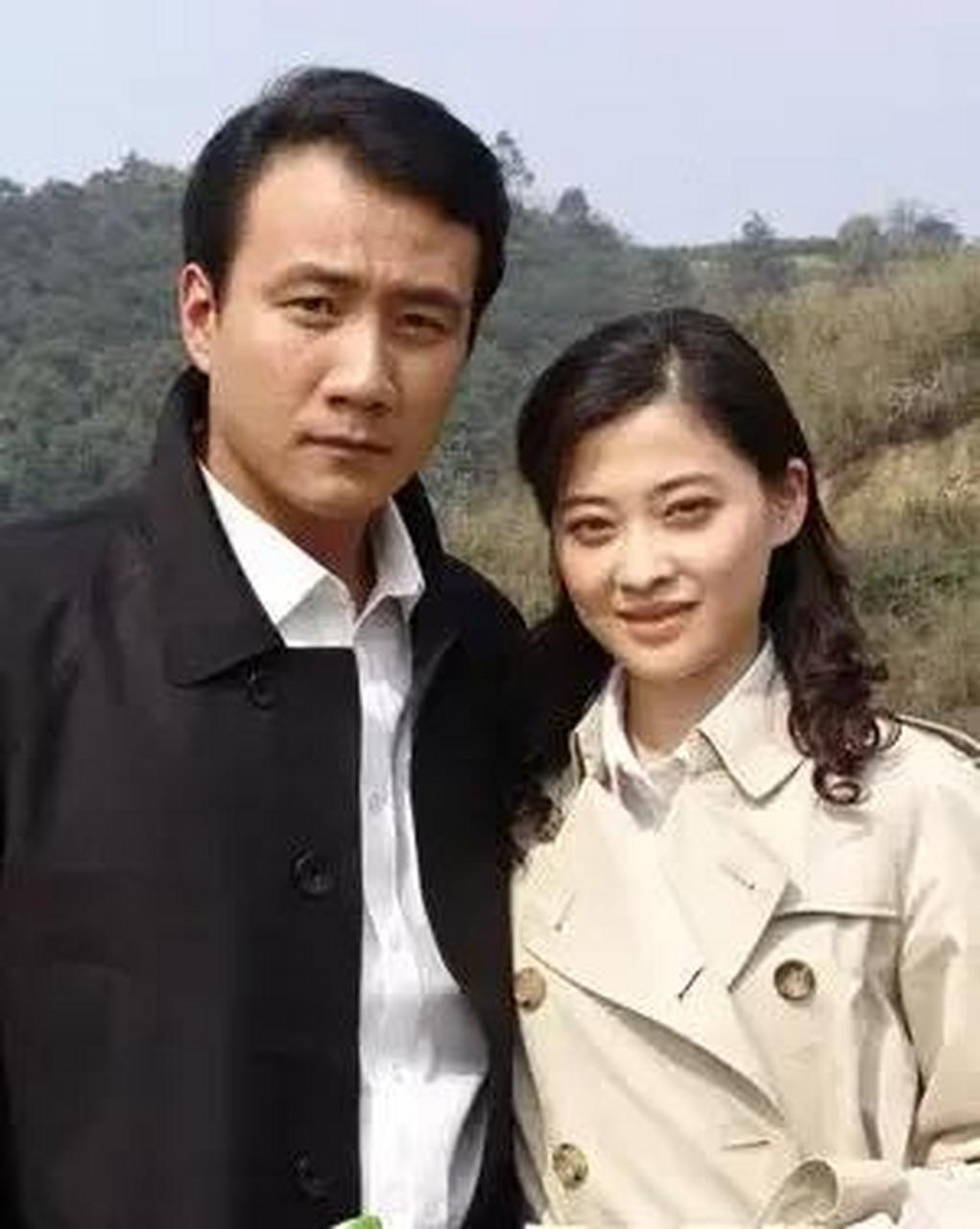 既然有高官子弟对她的追求,许小曼