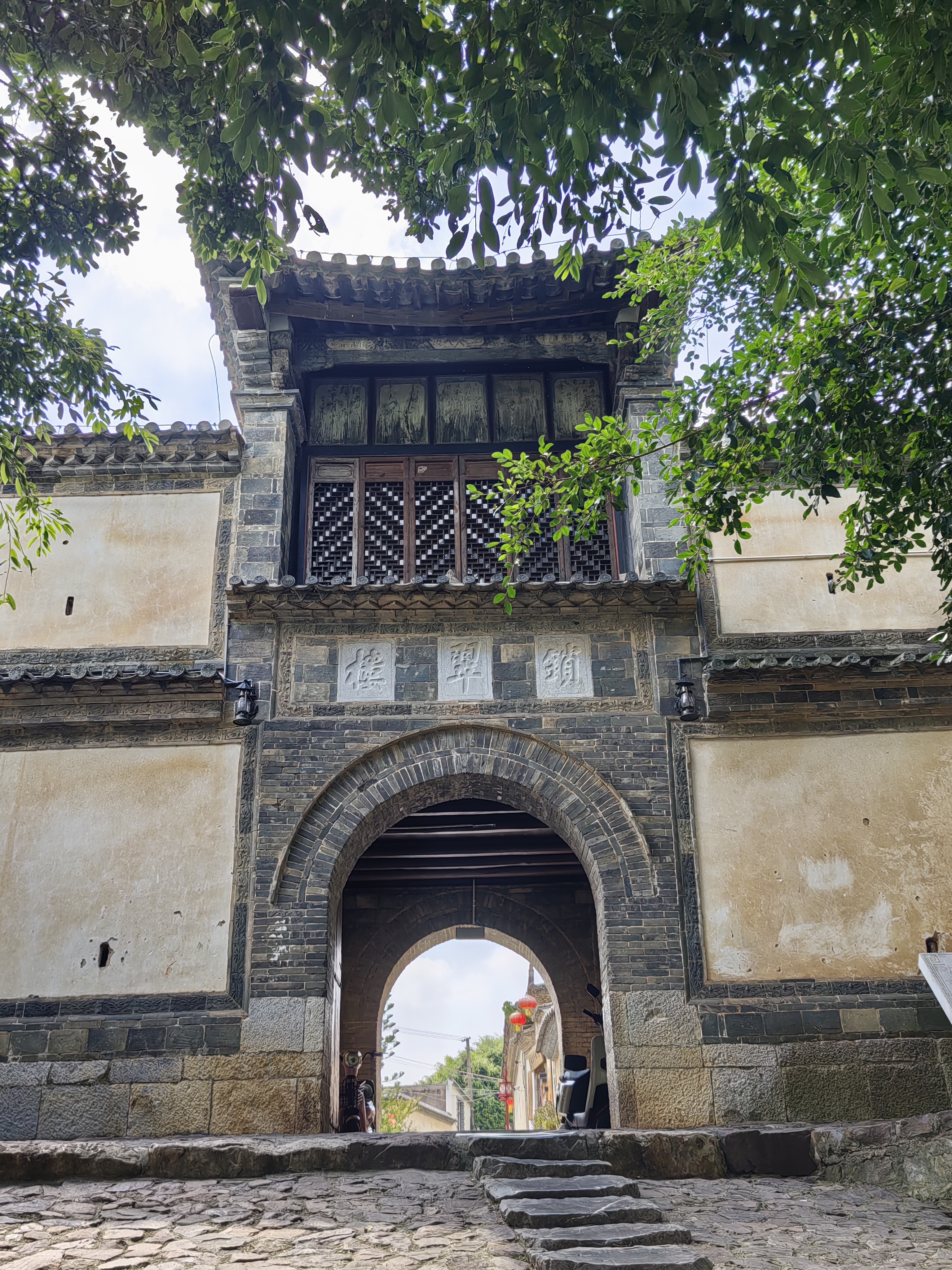 建水团山村图片