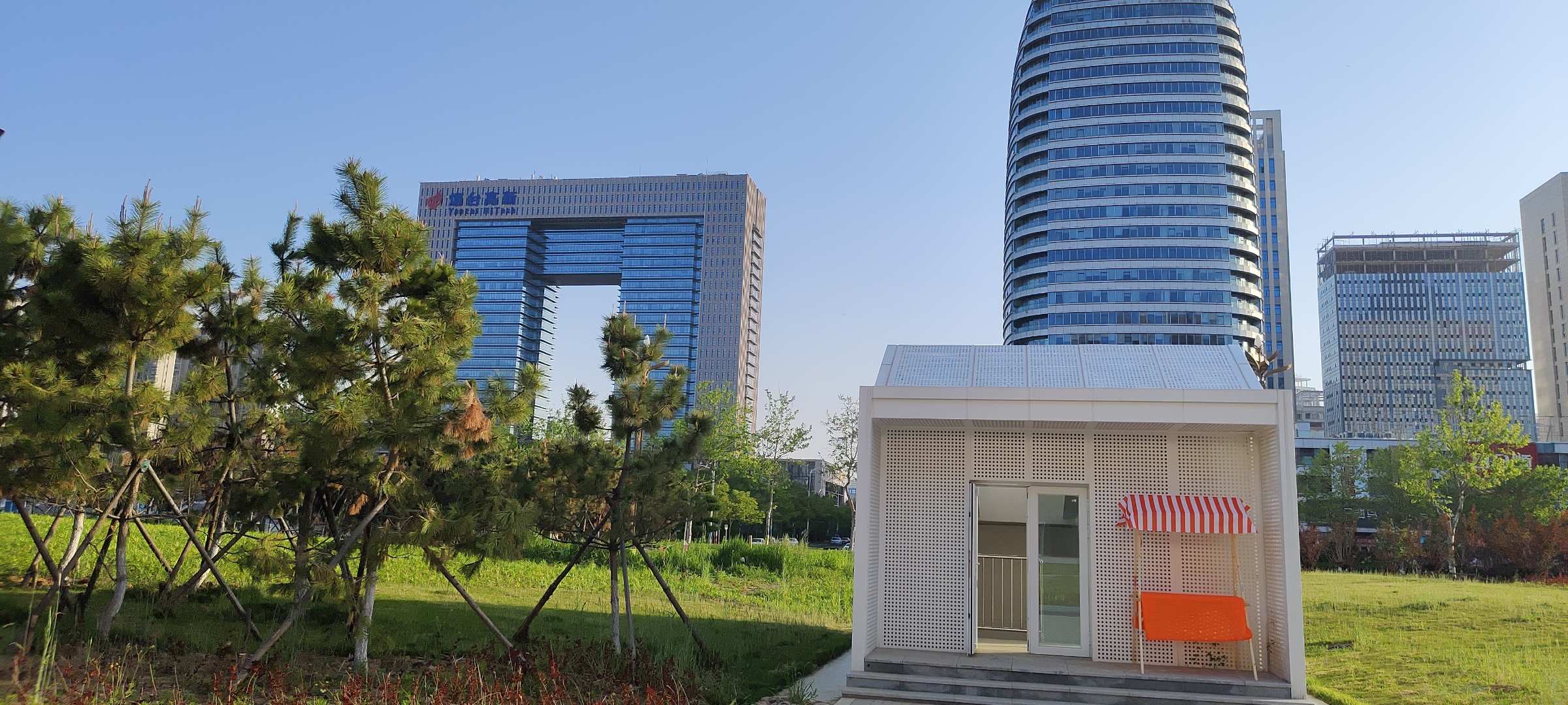 这一切都离不开政府的辛勤付出.心怀感激,为新的一天点赞!