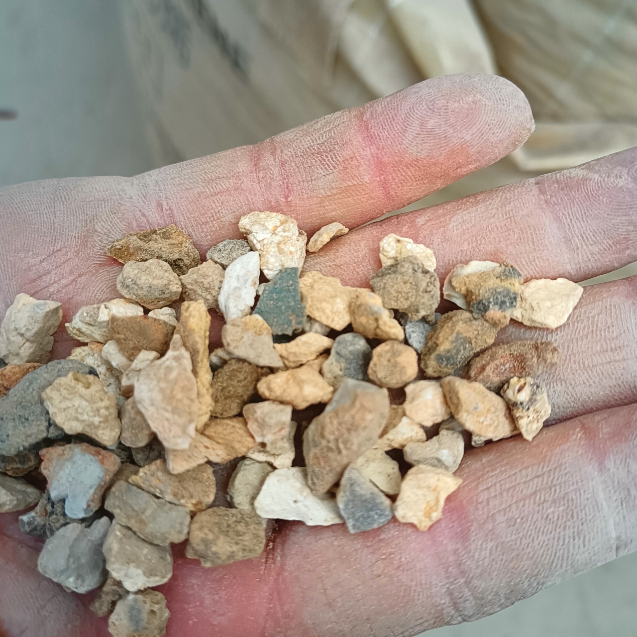 耐火沙耐火水泥河南耐火材料厂家